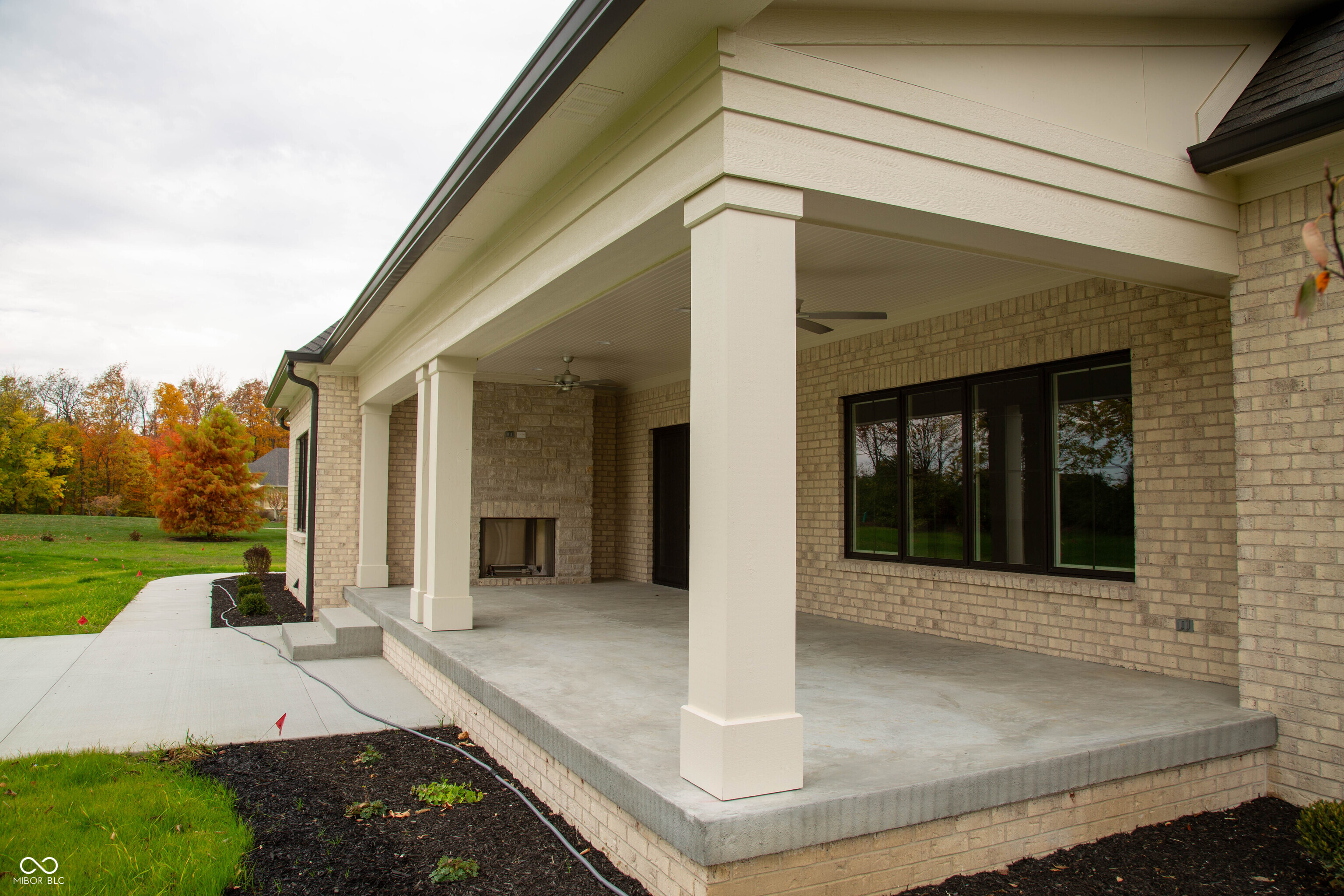 Greenwood, Indiana, 46143, United States, 3 Bedrooms Bedrooms, ,4 BathroomsBathrooms,Residential,For Sale,1979378