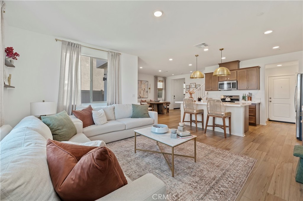 Winchester, California, 92596, United States, 3 Bedrooms Bedrooms, ,3 BathroomsBathrooms,Residential,For Sale,1976321