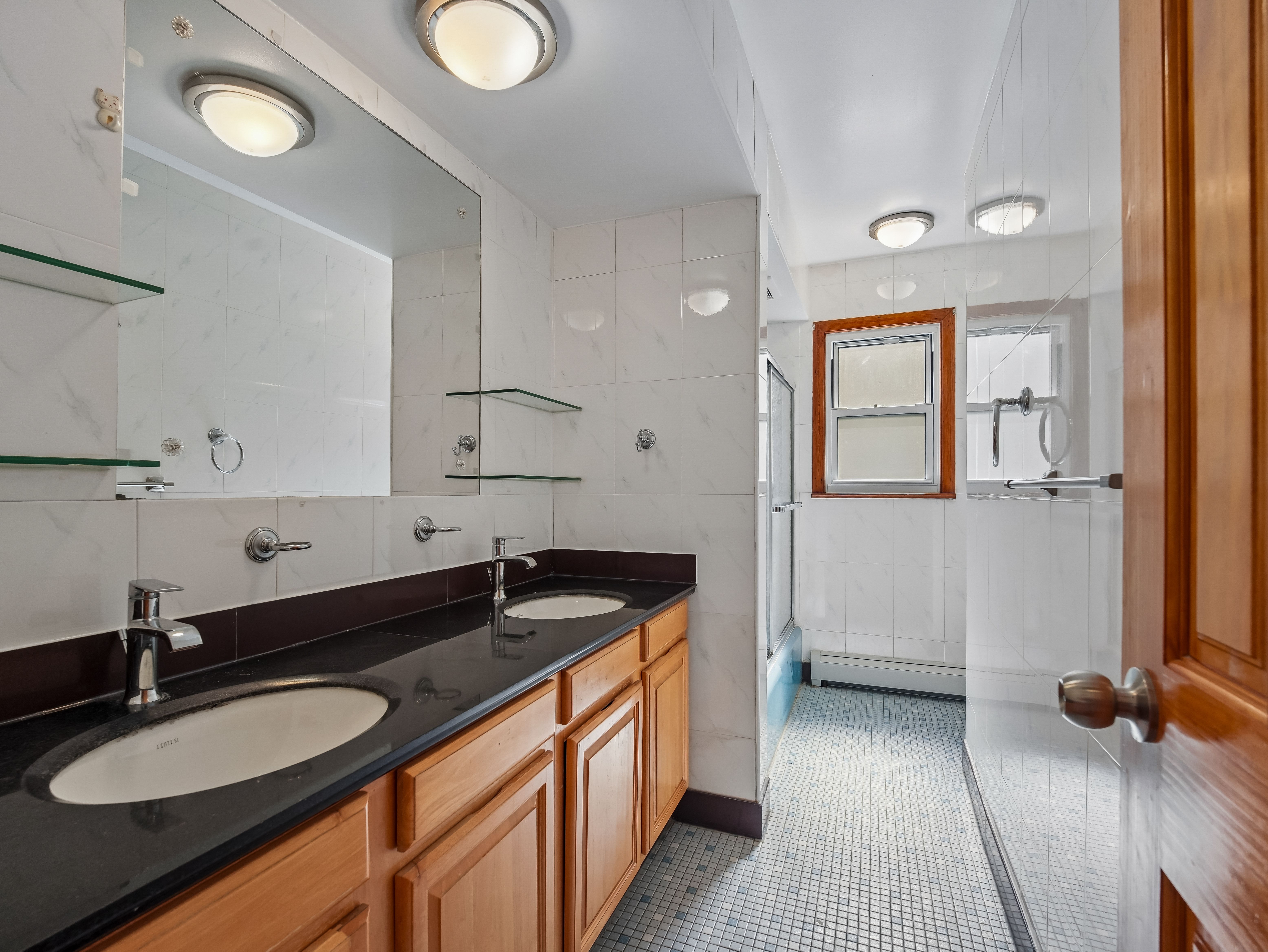  436 Sylvan Street, Saddle Brook, NJ 07663 - 物件實景