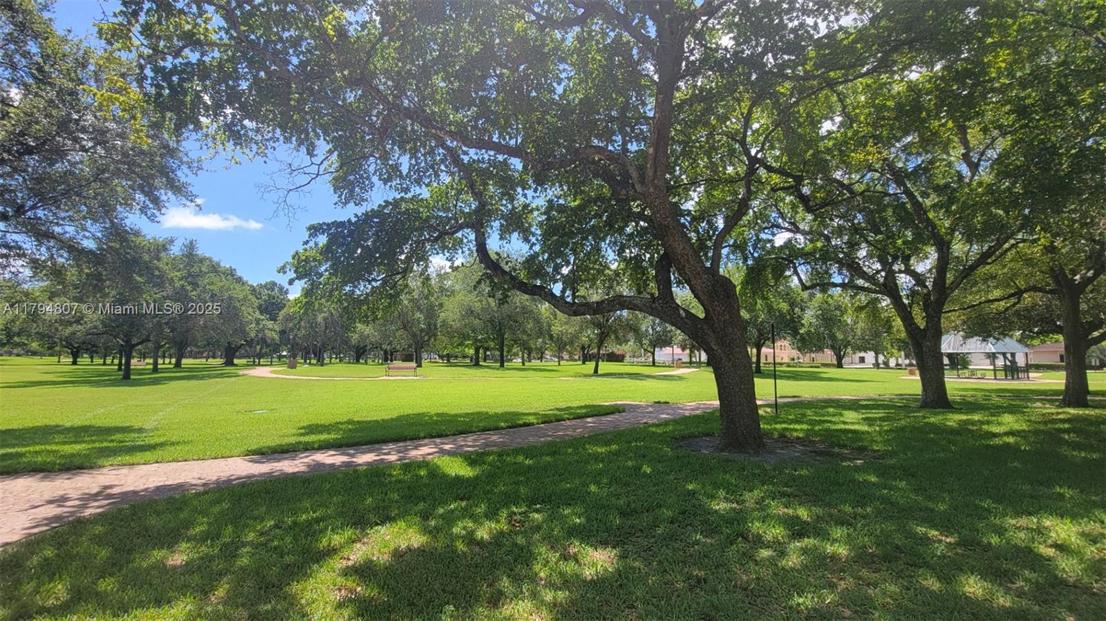 Plantation, Florida, 33324, United States, 3 Bedrooms Bedrooms, ,2 BathroomsBathrooms,Residential,For Sale,1792885