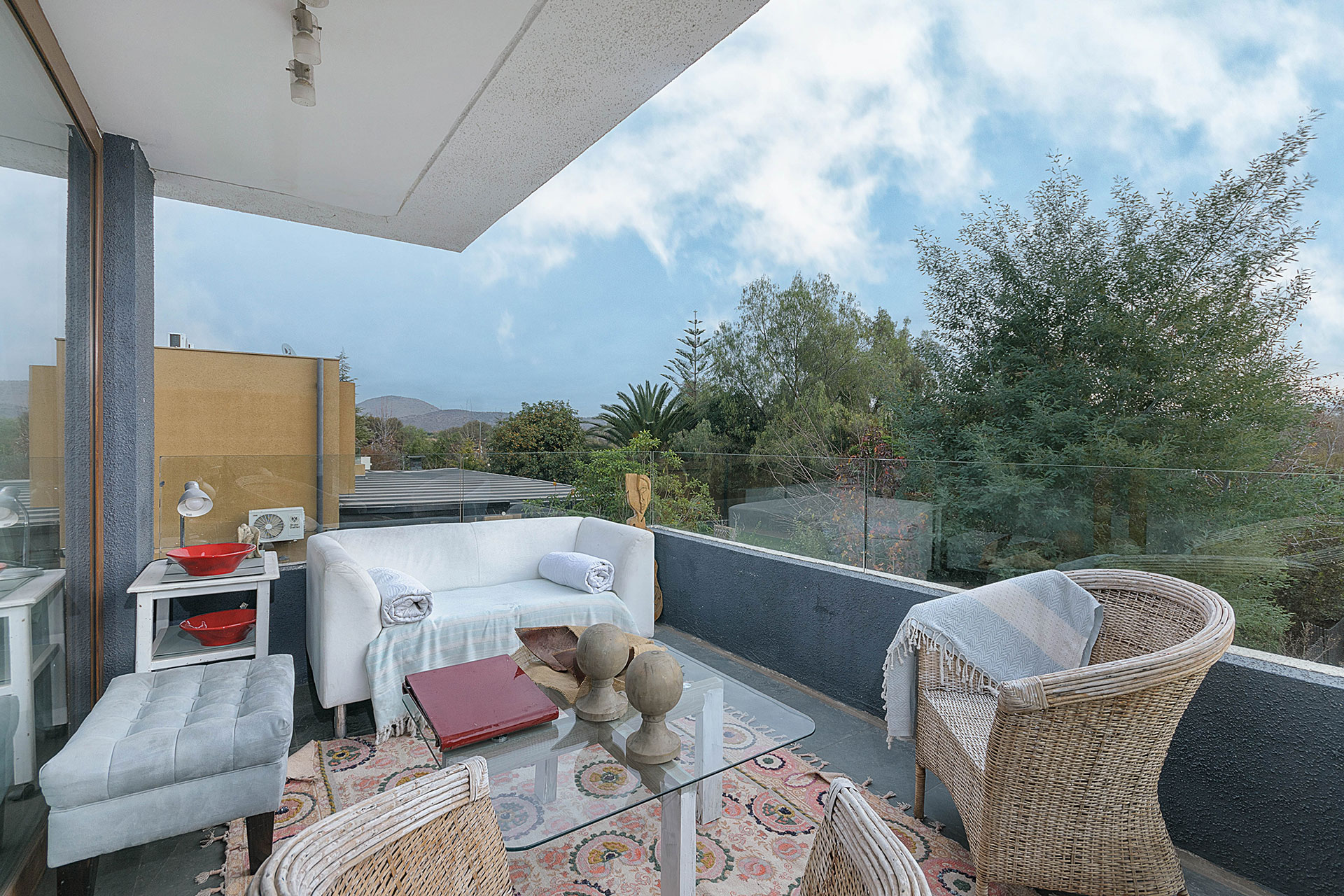  5-Bedroom Mediterranean-Style Home in Piedra Roja - 物件實景