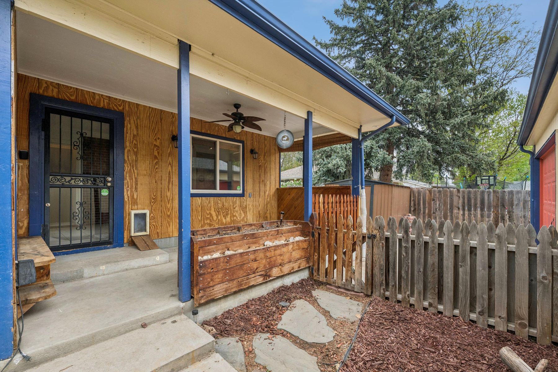  Updated 4-Becroom Brick Ranch in Arvada With Finished Basement - 物件實景