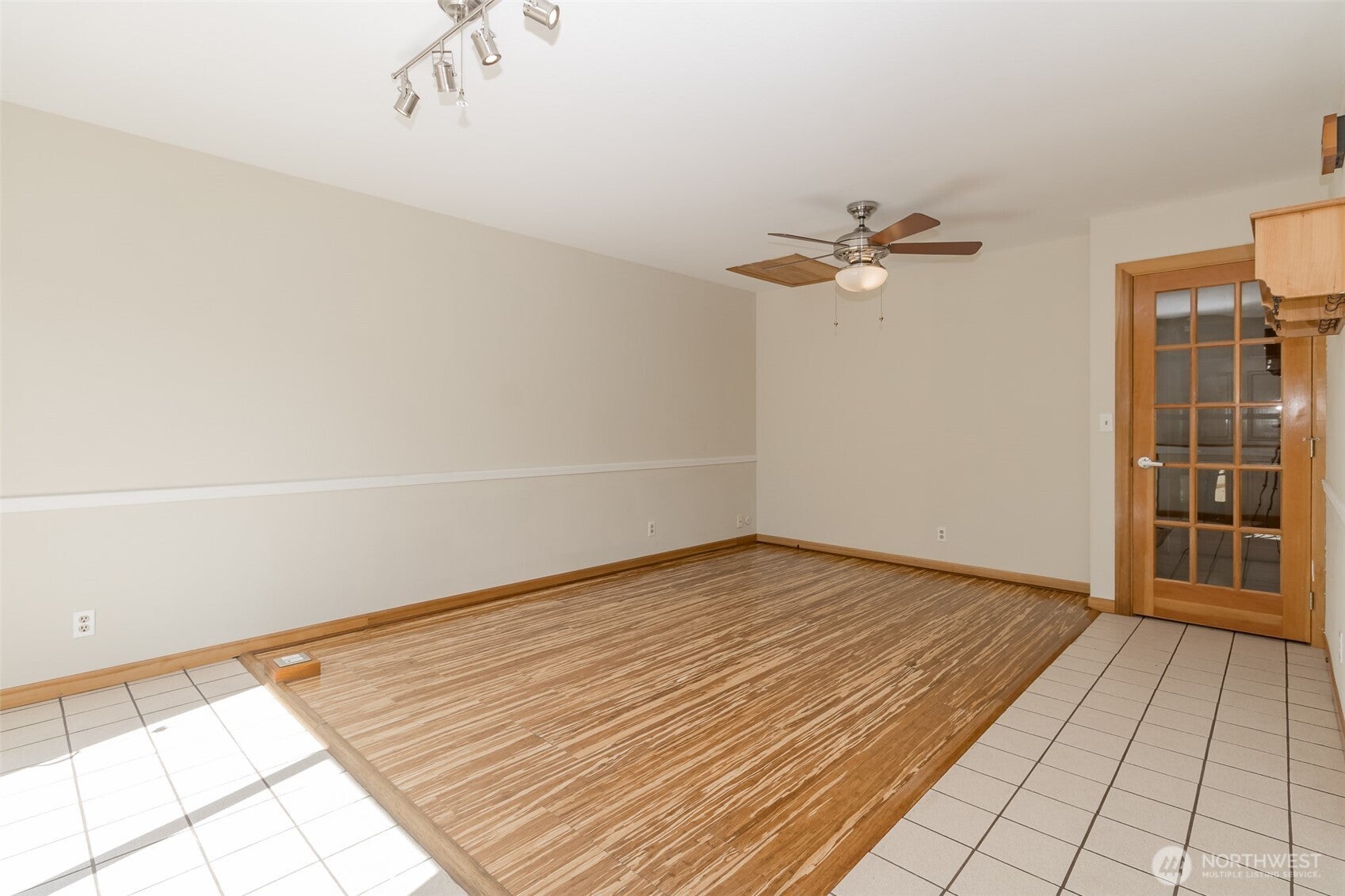 Kent, Washington, 98031, United States, 3 Bedrooms Bedrooms, ,2 BathroomsBathrooms,Residential,For Sale,1984192