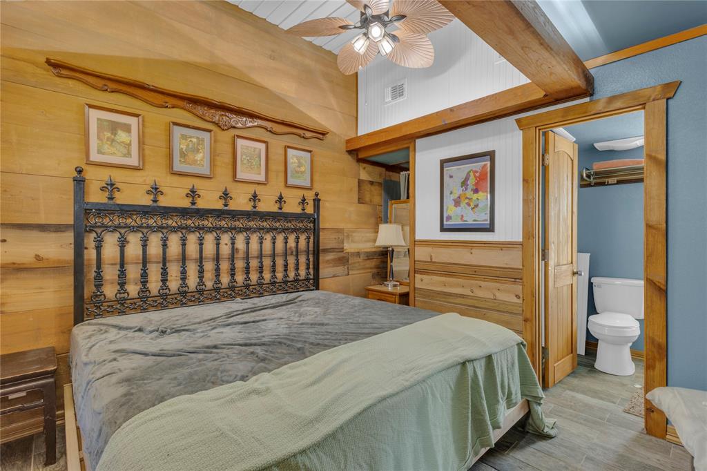 Glen Rose, Texas, 76043, United States, 8 Bedrooms Bedrooms, ,8 BathroomsBathrooms,Residential,For Sale,1981004