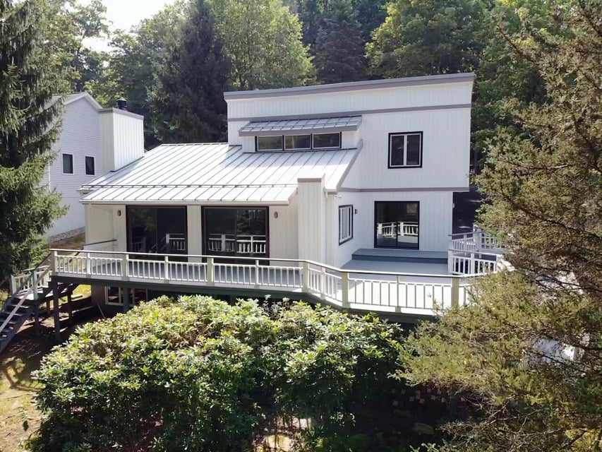 Dubois, Pennsylvania, 15801, United States, 4 Bedrooms Bedrooms, ,2 BathroomsBathrooms,Residential,For Sale,1919490