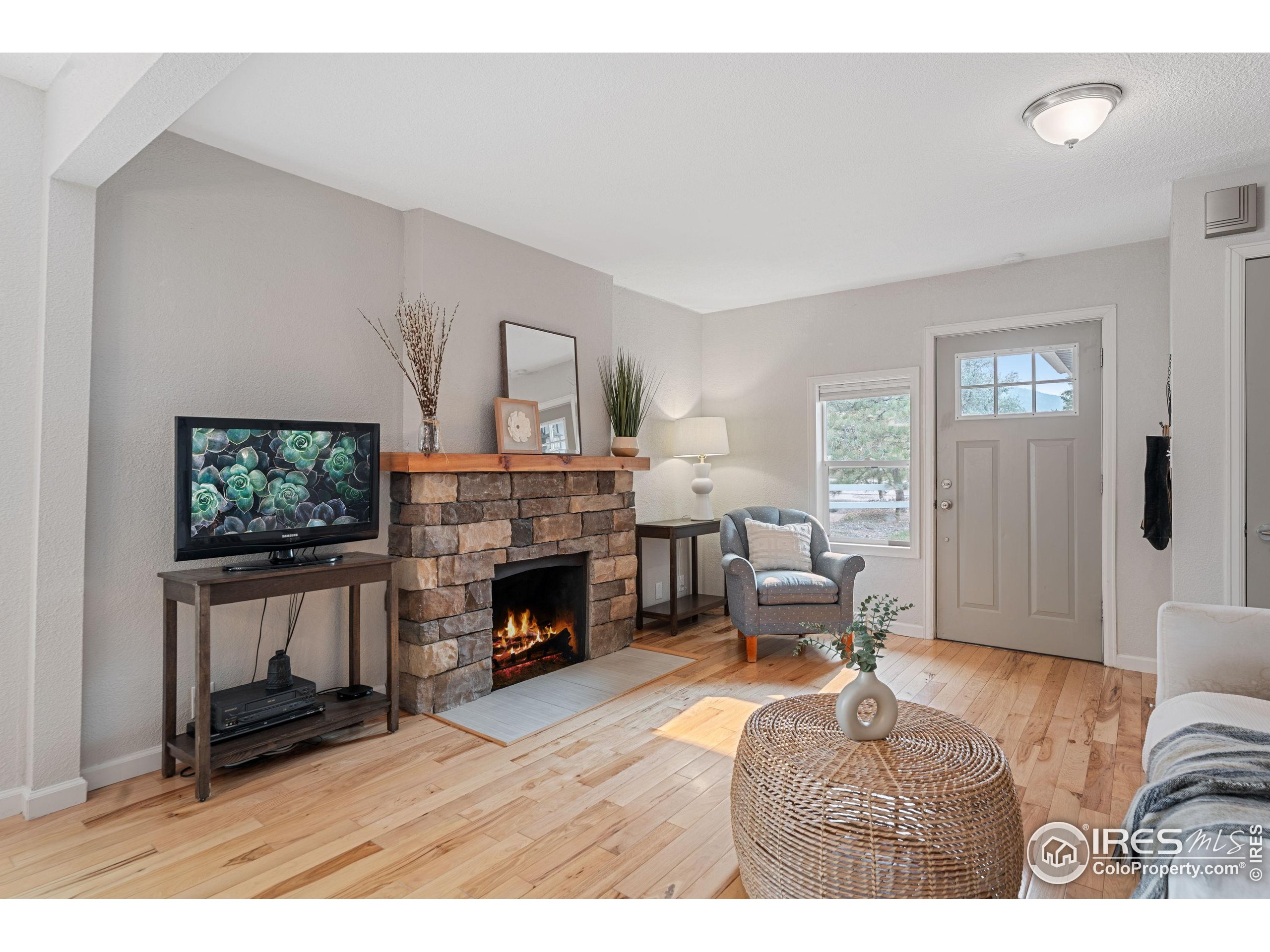 Fort Collins, Colorado, 80521, United States, 3 Bedrooms Bedrooms, ,1 BathroomBathrooms,Residential,For Sale,1911194