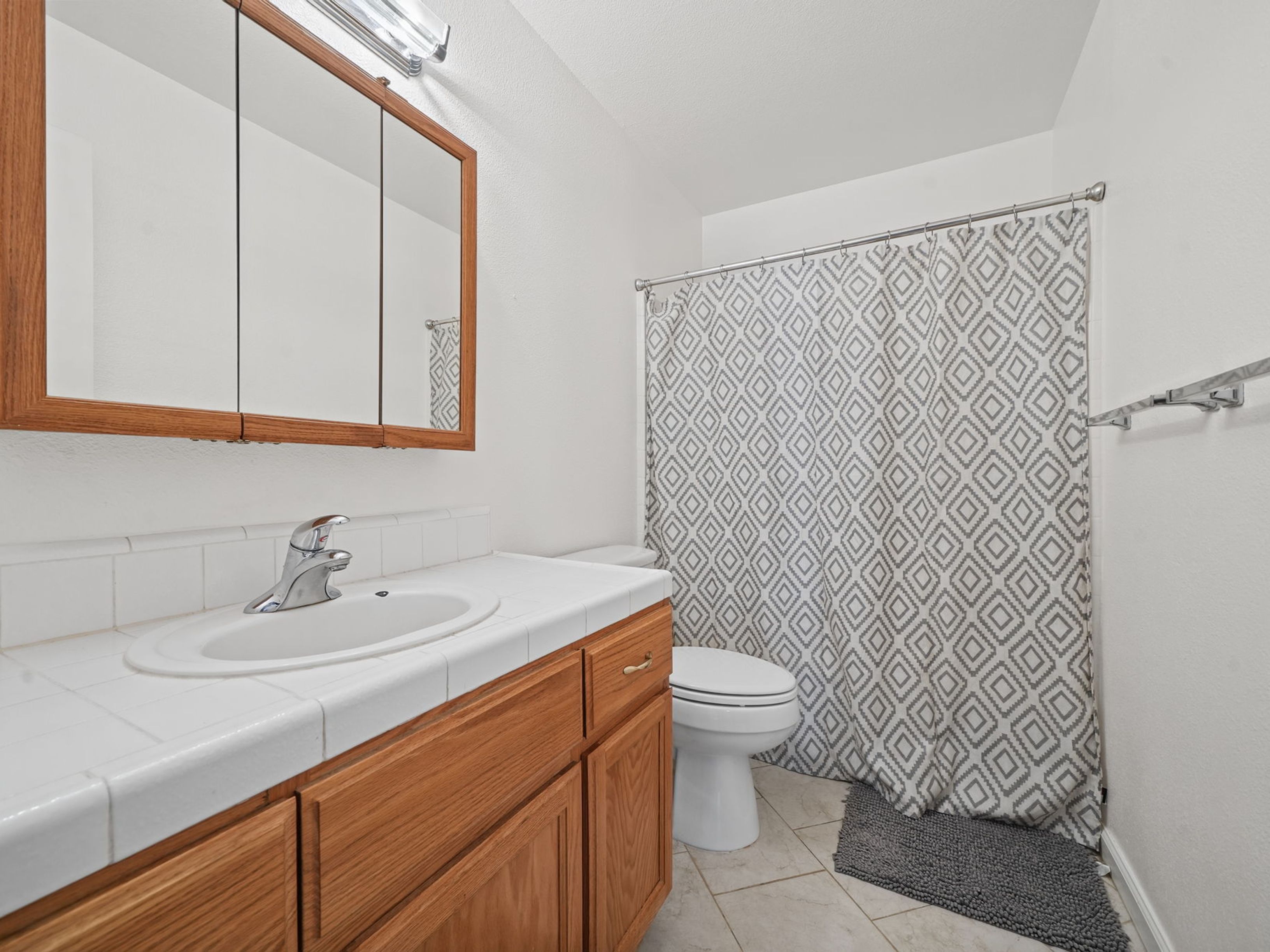 4611 Roadrunner Drive, Ione, CA 95640 - 物件實景