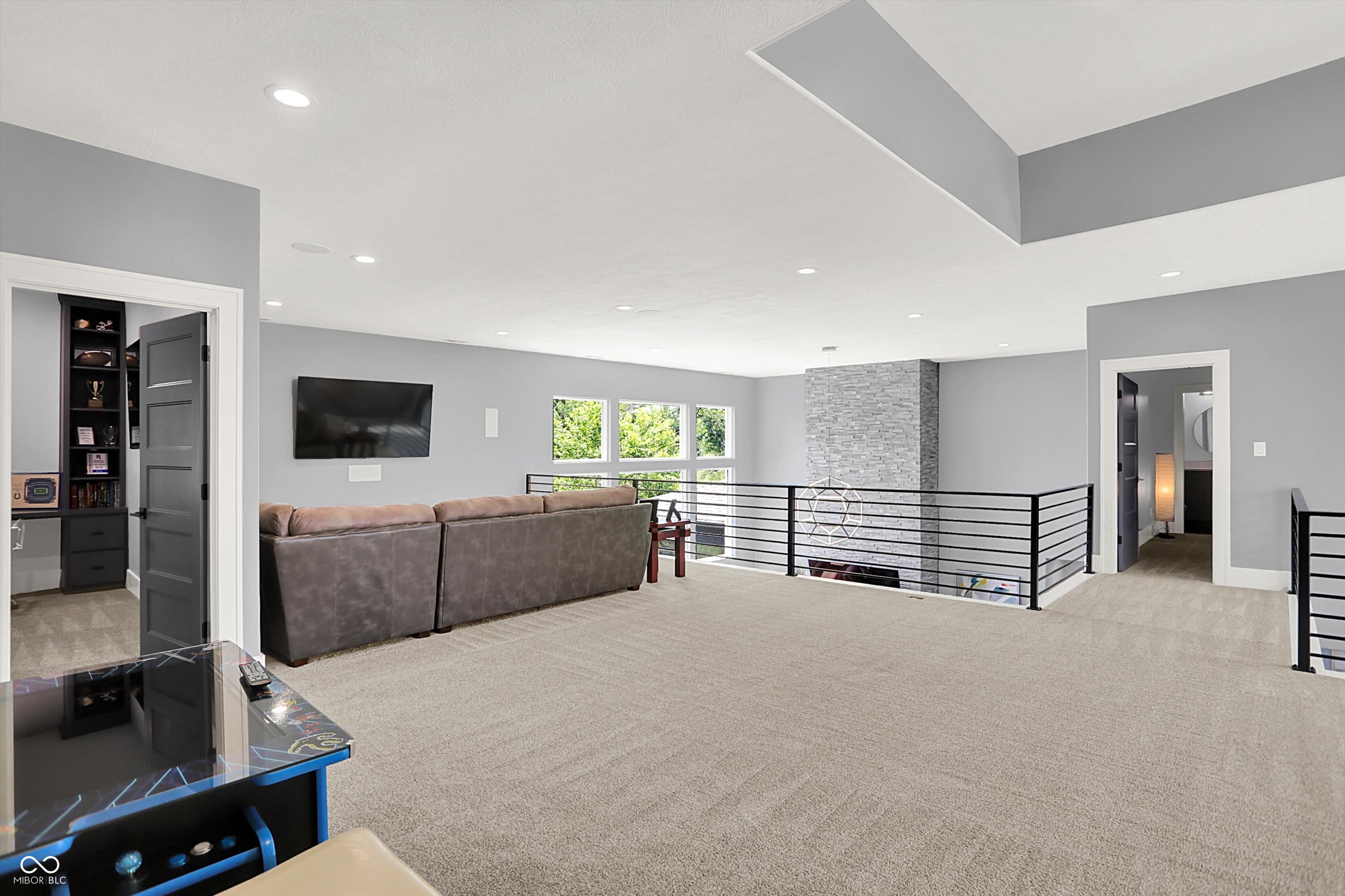 Greenwood, Indiana, 46143, United States, 4 Bedrooms Bedrooms, ,4 BathroomsBathrooms,Residential,For Sale,2020245