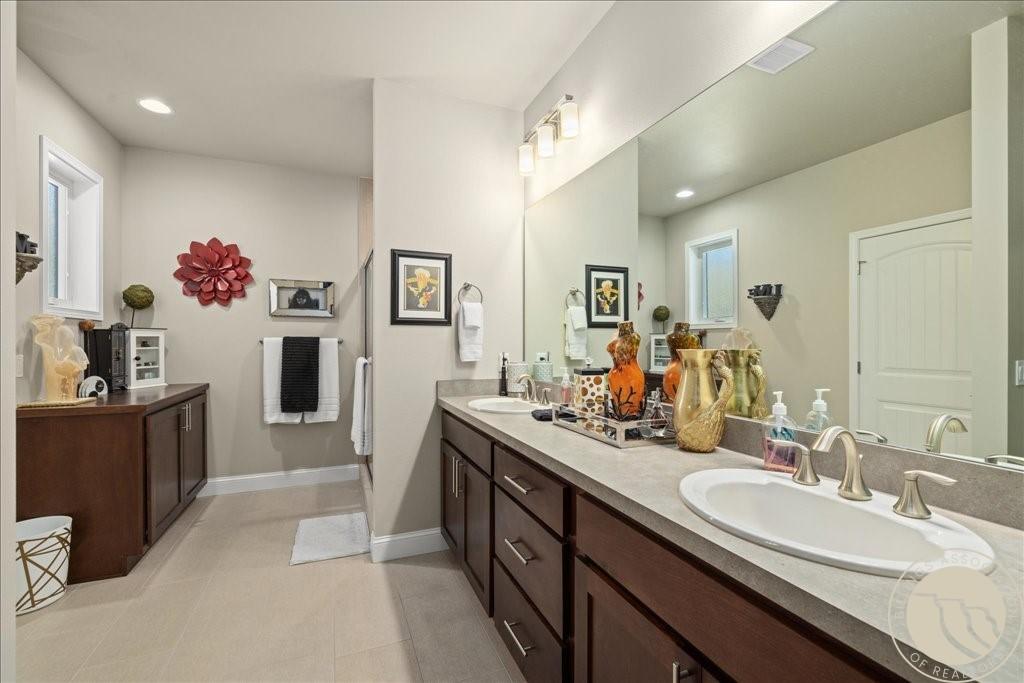 Billings, Montana, 59106, United States, 4 Bedrooms Bedrooms, ,3 BathroomsBathrooms,Residential,For Sale,2003061