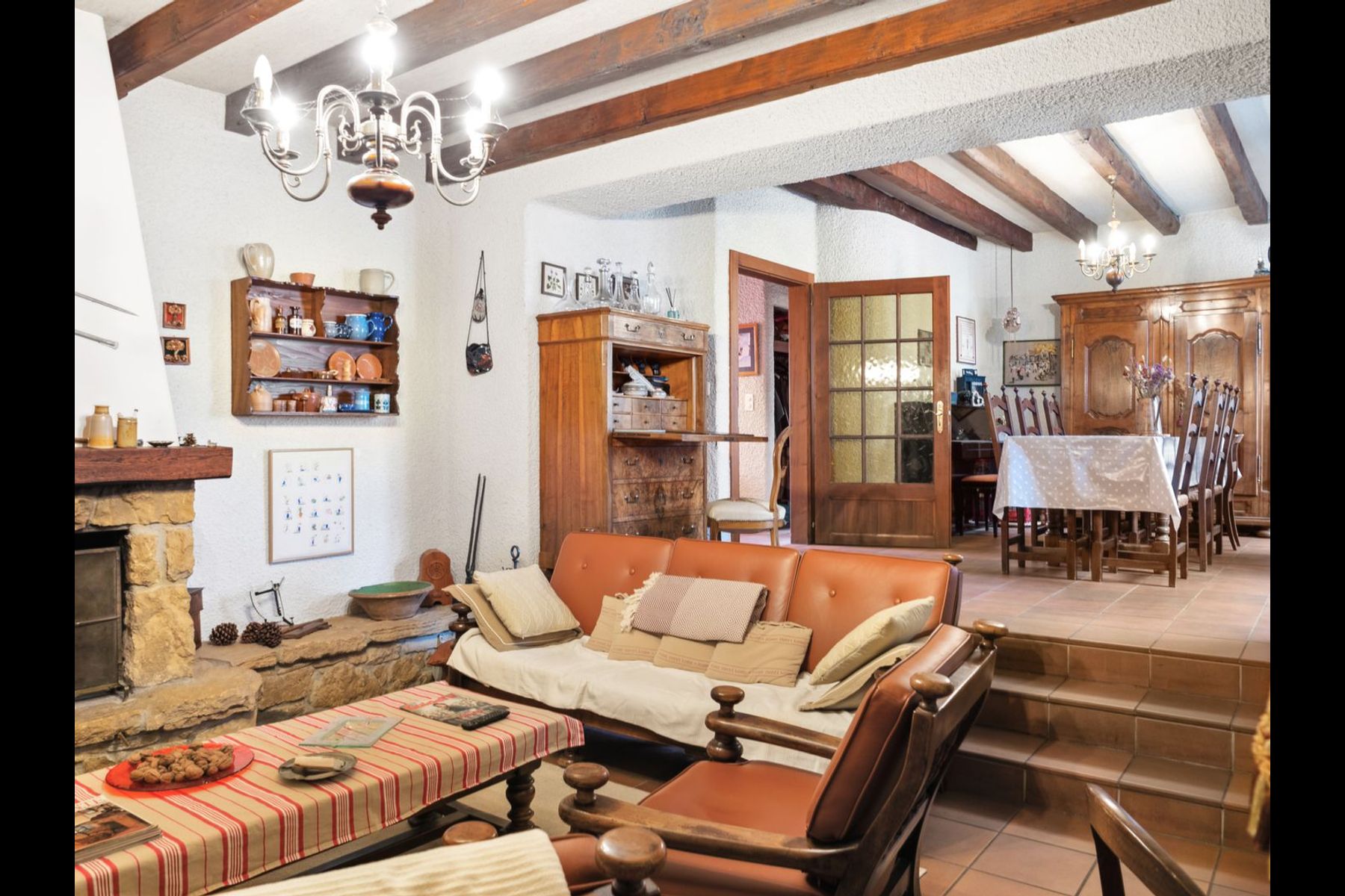  Spacious property in Champagne with house, guest house and garden - 物件實景