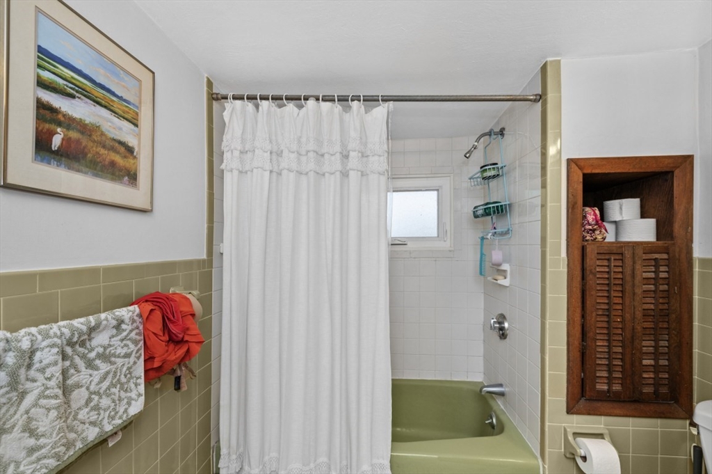 Boston, Massachusetts, 02129, United States, 4 Bedrooms Bedrooms, ,3 BathroomsBathrooms,Residential,For Sale,1933524