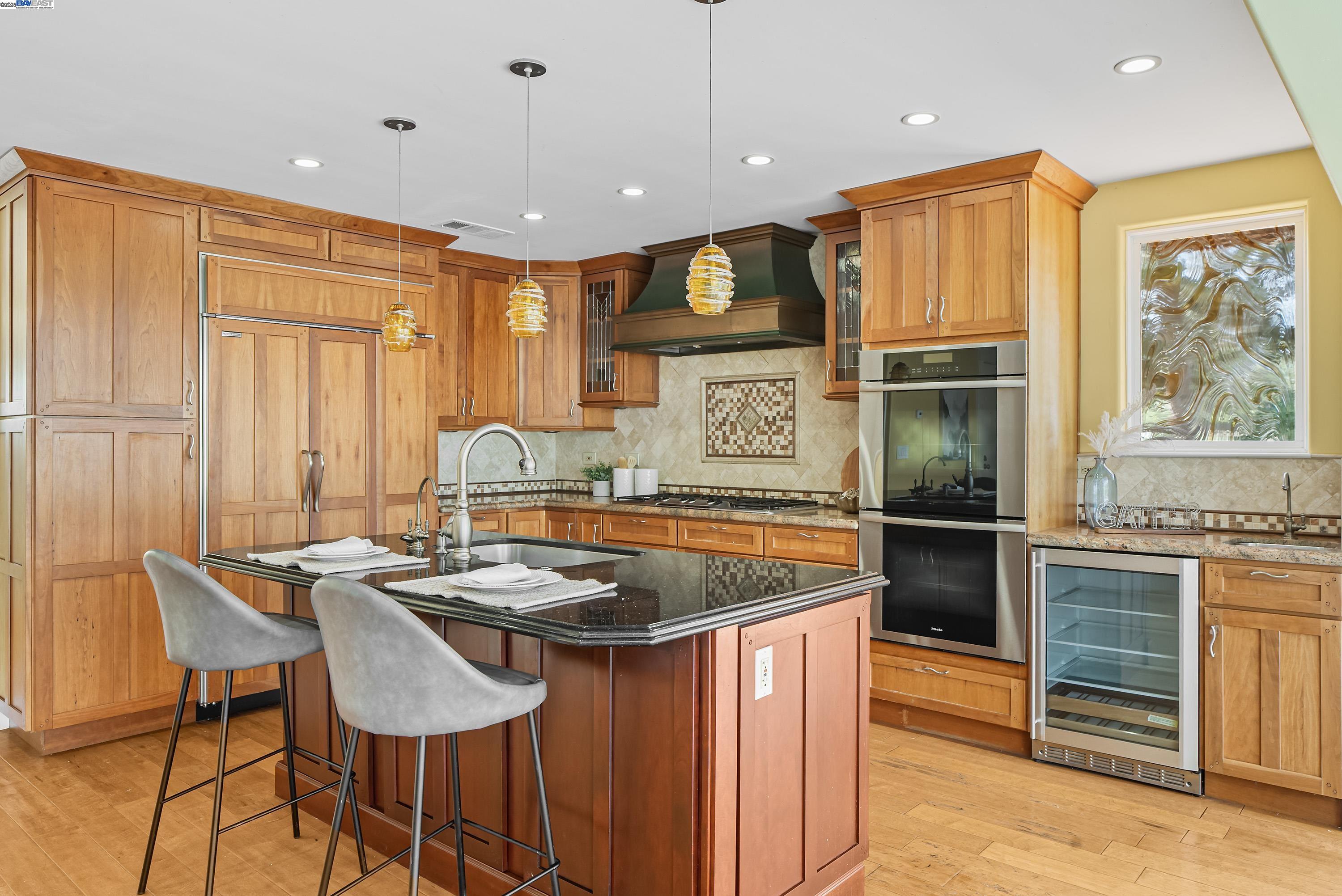 Pleasanton, California, 94566, United States, 4 Bedrooms Bedrooms, ,3 BathroomsBathrooms,Residential,For Sale,1940349