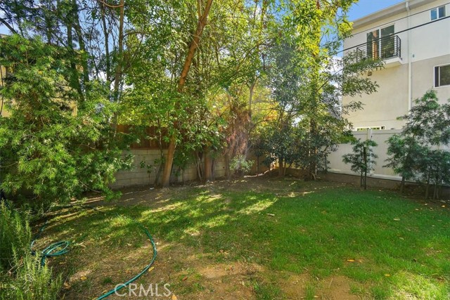 Van Nuys, California, 91401, United States, 3 Bedrooms Bedrooms, ,1 BathroomBathrooms,Residential,For Sale,2005307