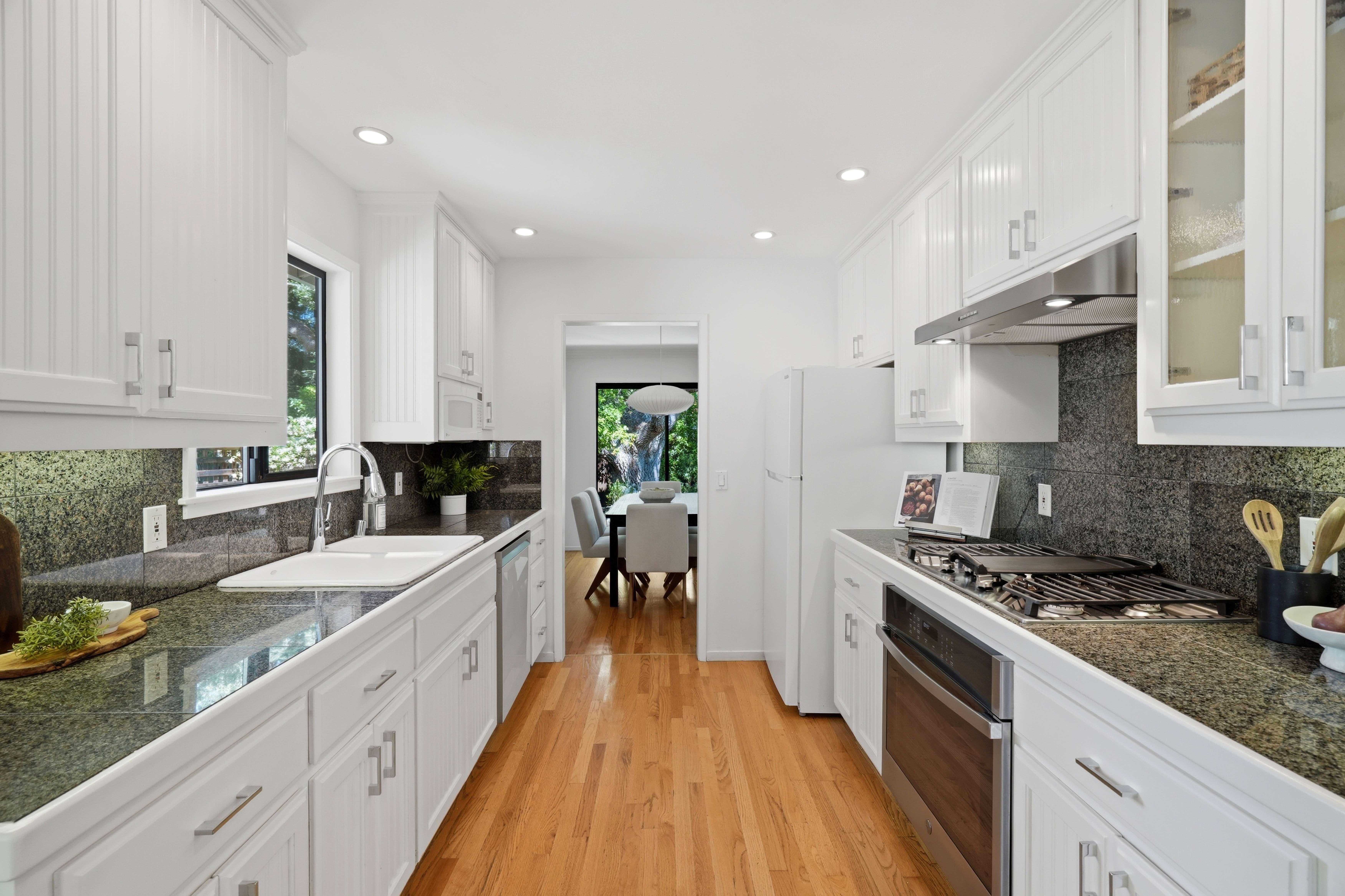  Turnkey Residence in a Peaceful, Desirable Menlo Park Location - 物件實景