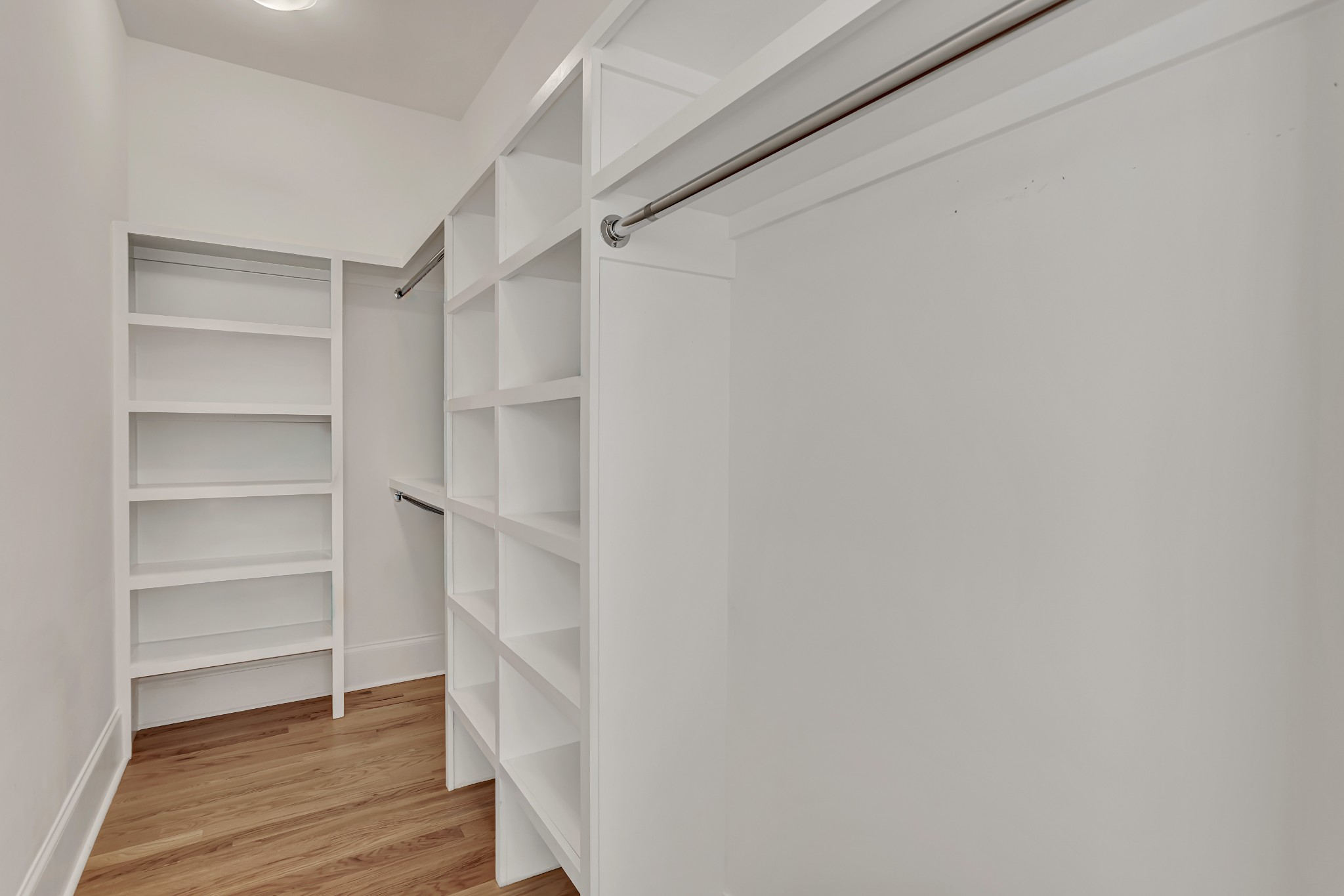  1018B Downey Dr, Nashville, TN, 37205 - 物件實景