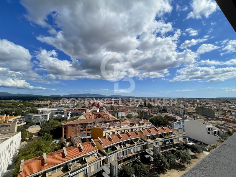 Figueres, Catalonia, ES, 3 Bedrooms Bedrooms, ,2 BathroomsBathrooms,Residential,For Sale,1639485