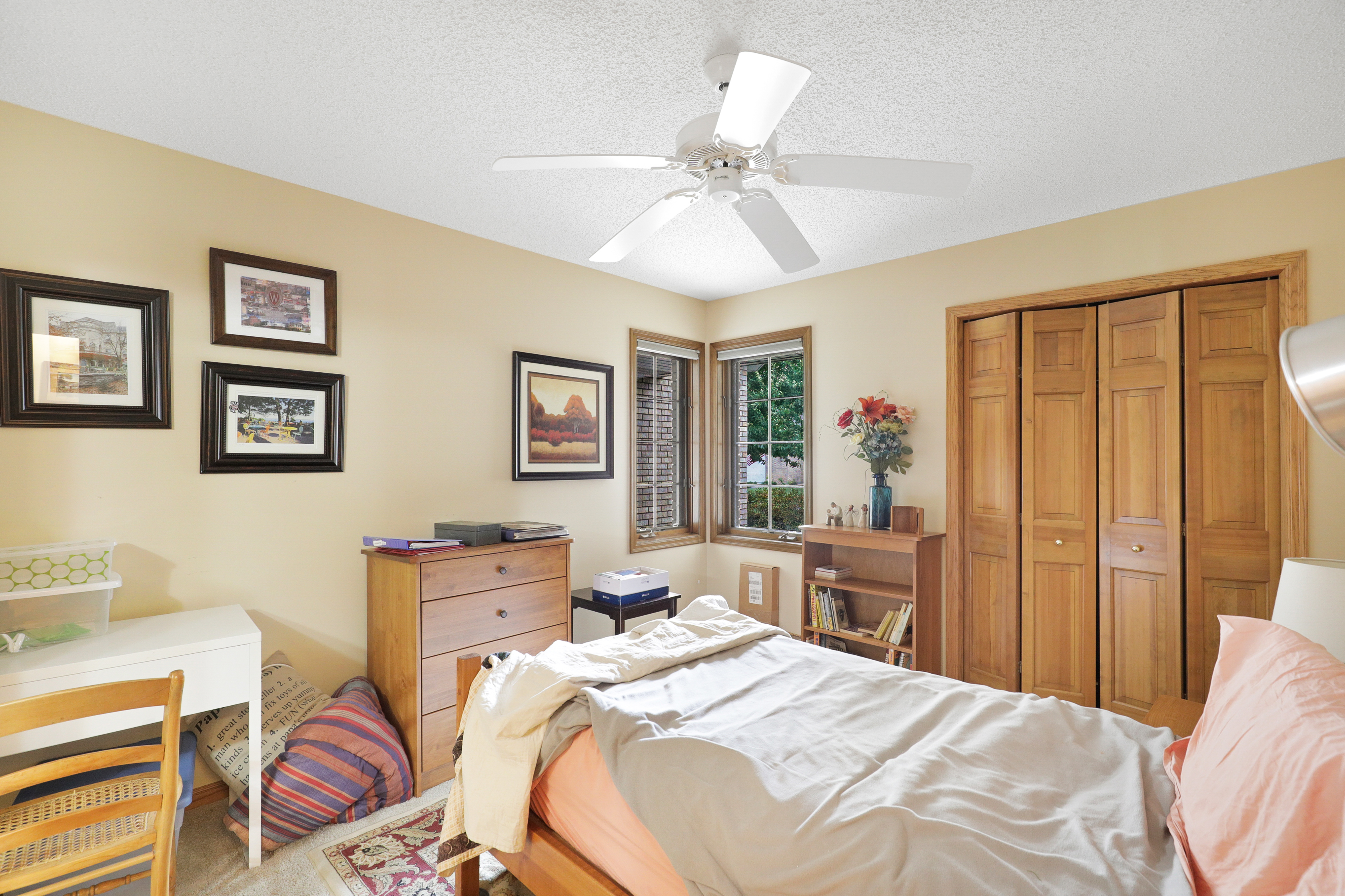  Single Level Living in St. Paul - 物件實景