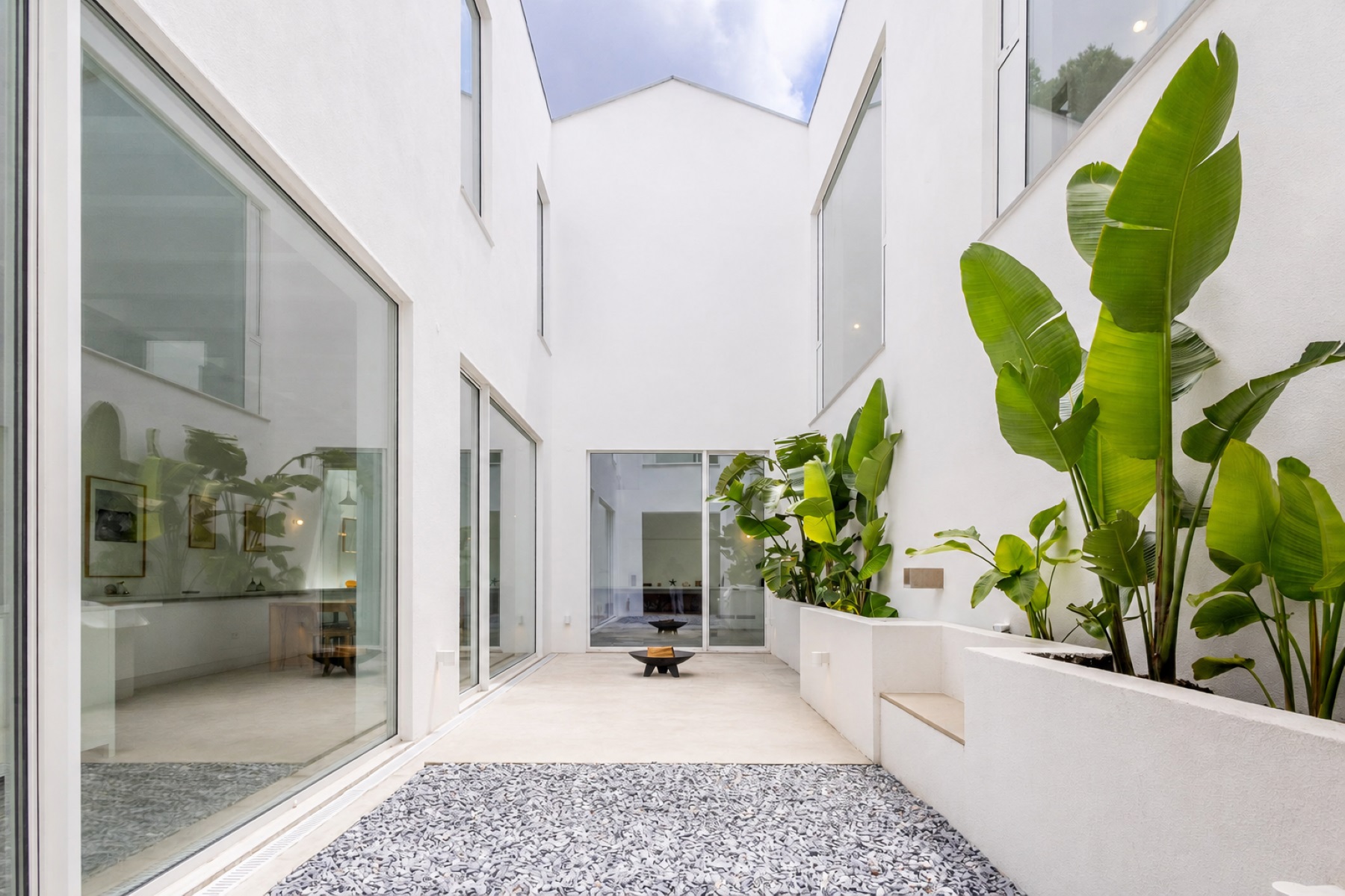  Semi-detached house, 5 bedrooms, for Sale - 物件實景