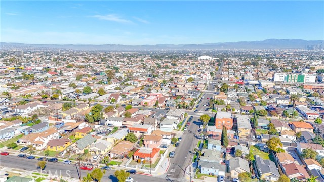 Los Angeles, California, 90044, United States, 3 Bedrooms Bedrooms, ,2 BathroomsBathrooms,Residential,For Sale,1887629