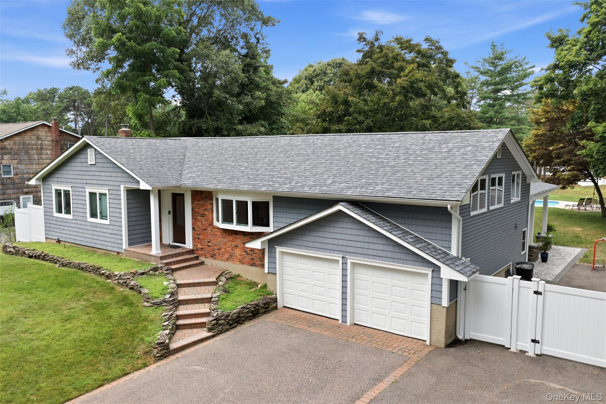  18 Millet Street, Dix Hills, NY, 11746 - 物件實景