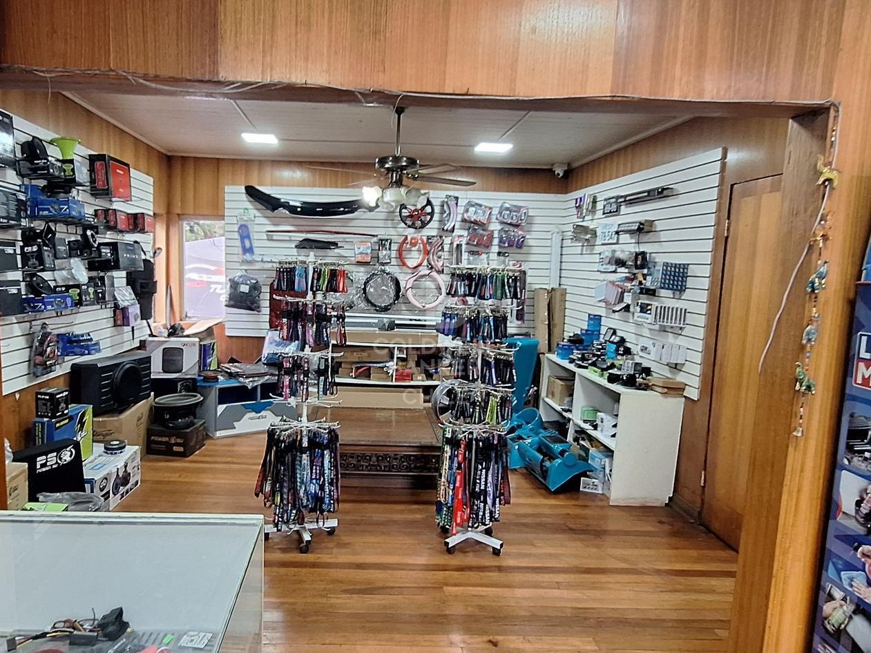 Osorno, Chile, 5 Bedrooms Bedrooms, ,2 BathroomsBathrooms,Residential,For Sale,1986453