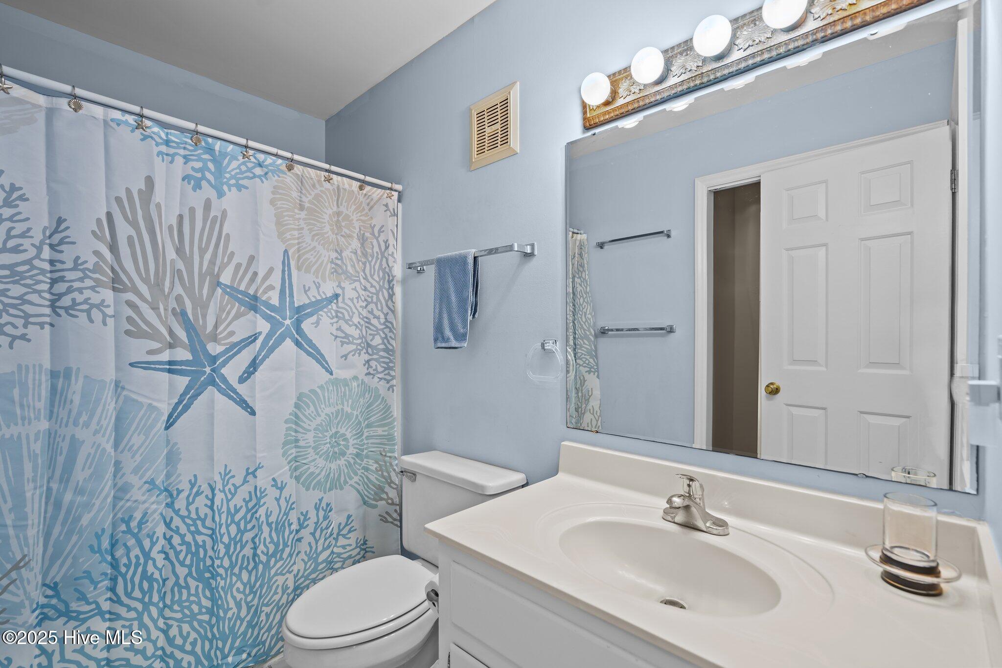 Carolina Beach, North Carolina, 28428, United States, 3 Bedrooms Bedrooms, ,2 BathroomsBathrooms,Residential,For Sale,1974214