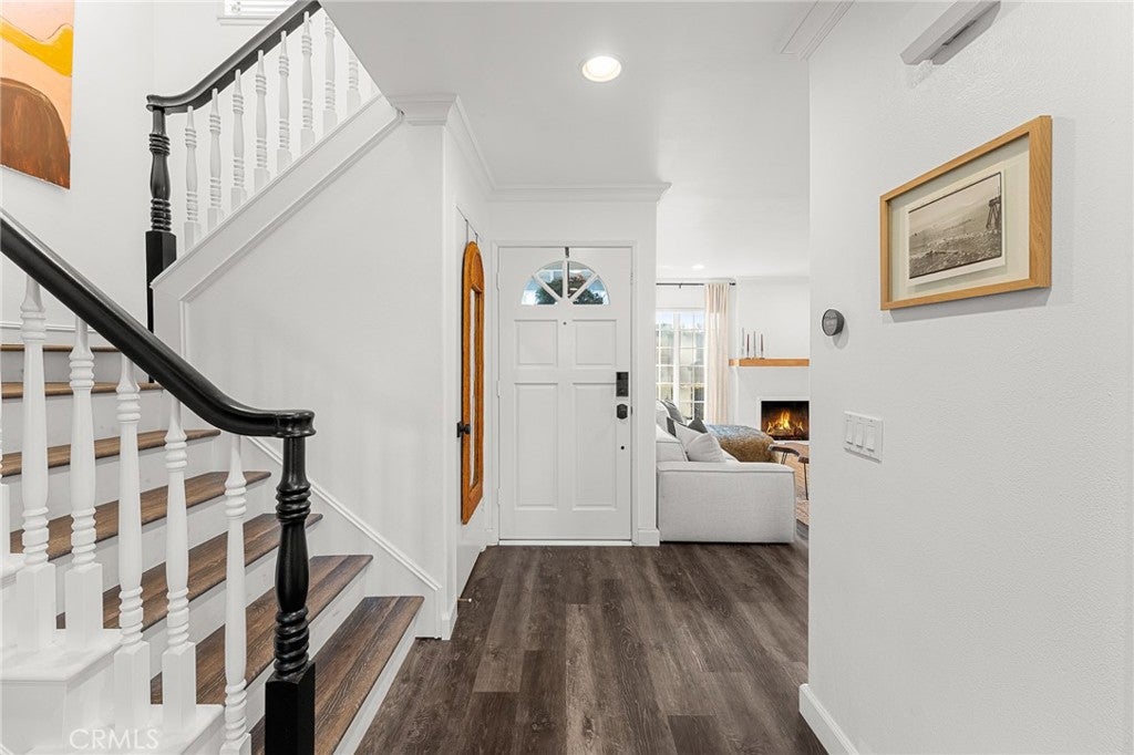 Westminster, California, 92683, United States, 2 Bedrooms Bedrooms, ,2 BathroomsBathrooms,Residential,For Sale,2005504