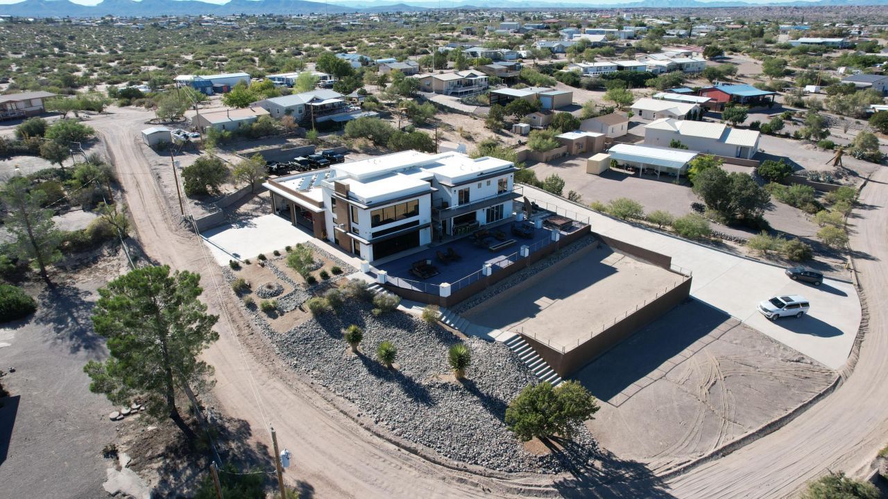 Elephant Butte, New Mexico, 87935, United States, 4 Bedrooms Bedrooms, ,4 BathroomsBathrooms,Residential,For Sale,1949641