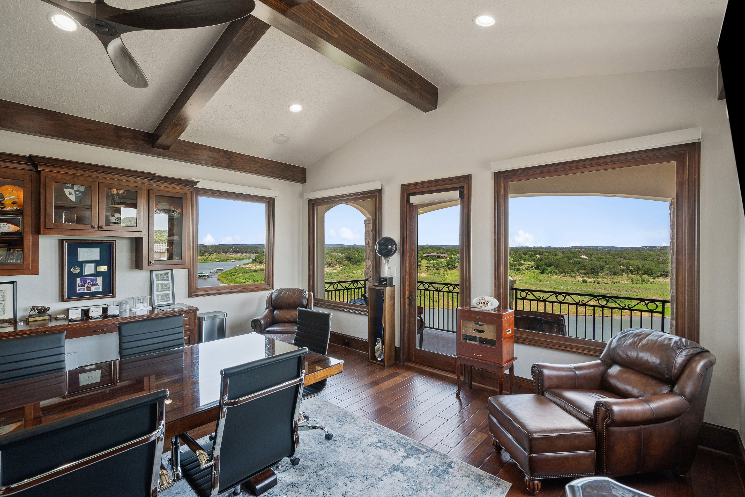  Lake Travis Estate - 物件實景