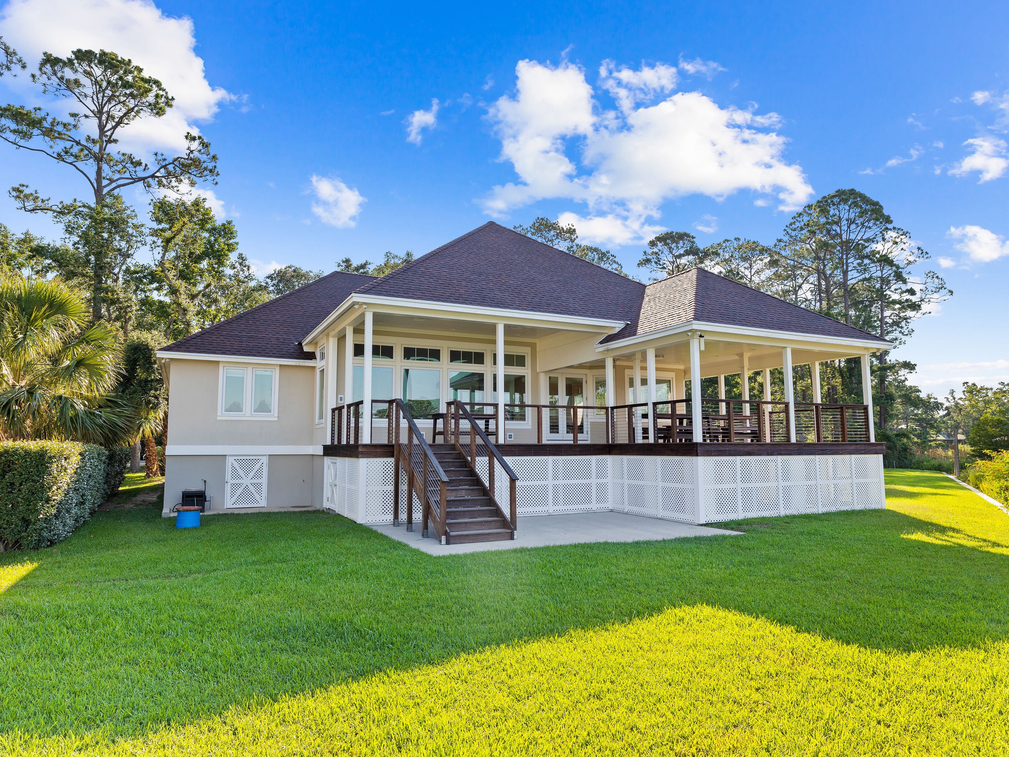  A Once-in-a-Generation Waterfront Estate with 725 Feet Bayou-Frontage - 物件實景
