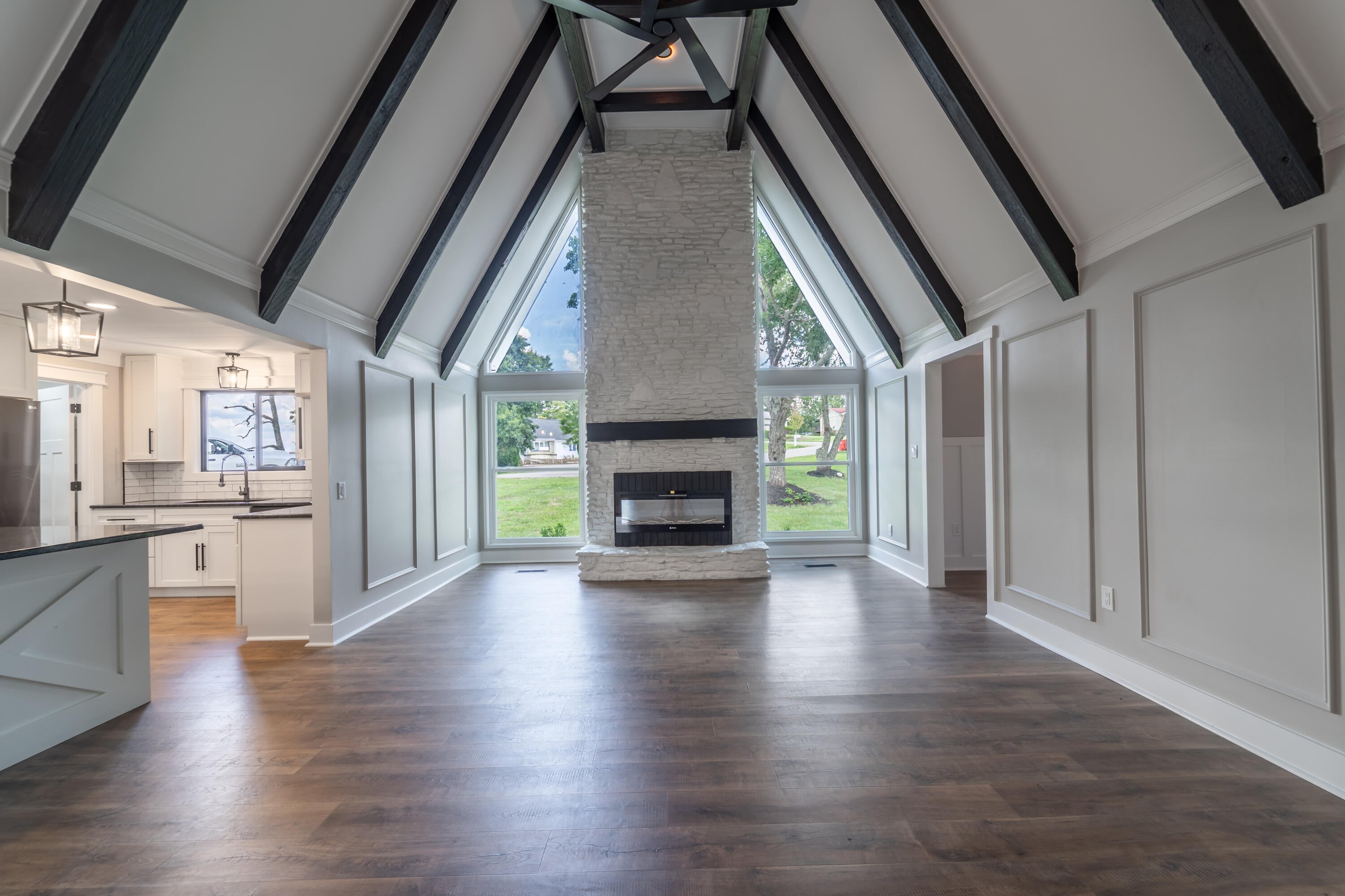 Berea, Kentucky, 40403, United States, 4 Bedrooms Bedrooms, ,4 BathroomsBathrooms,Residential,For Sale,1979235