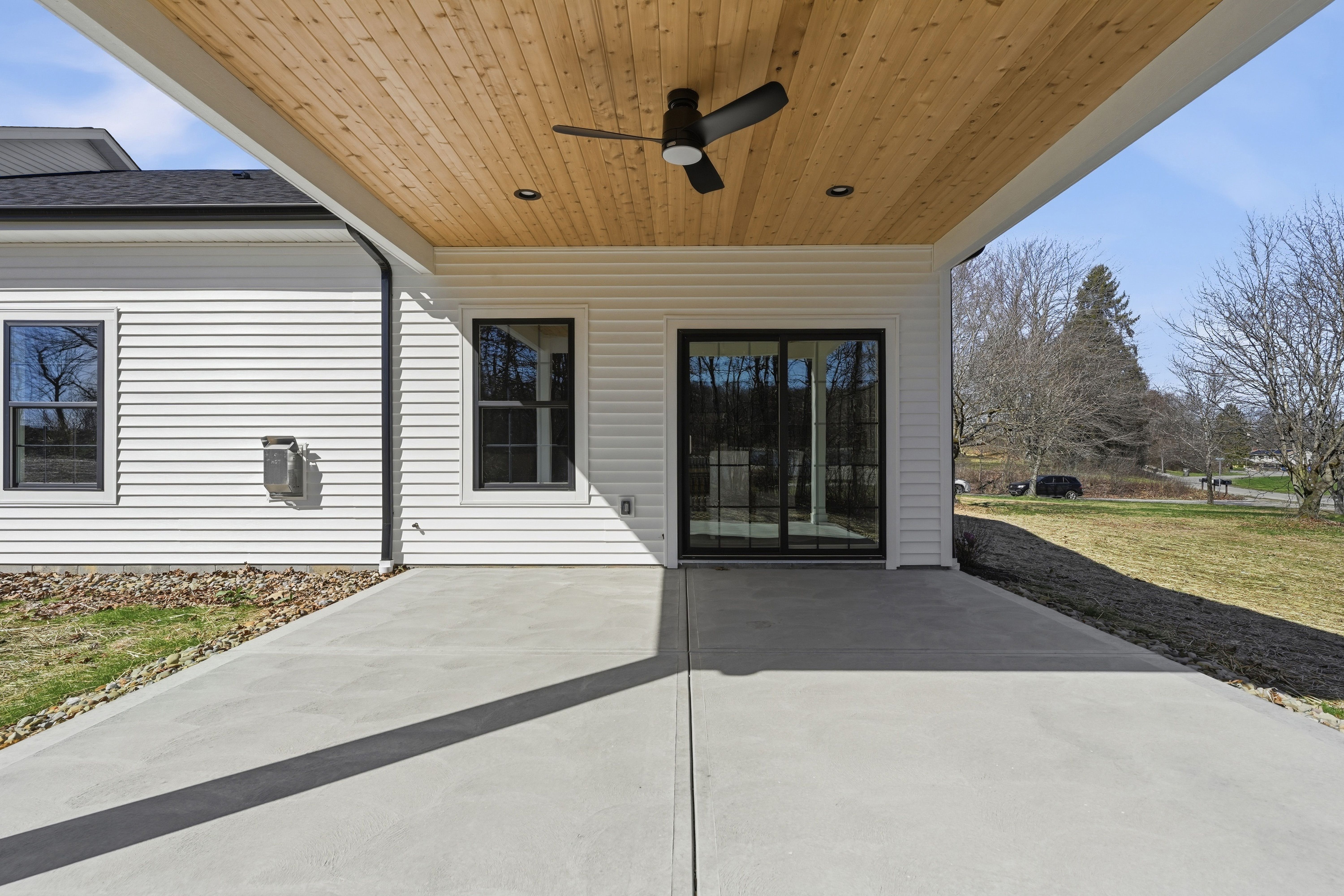  100-102 Huselton Drive - 物件實景