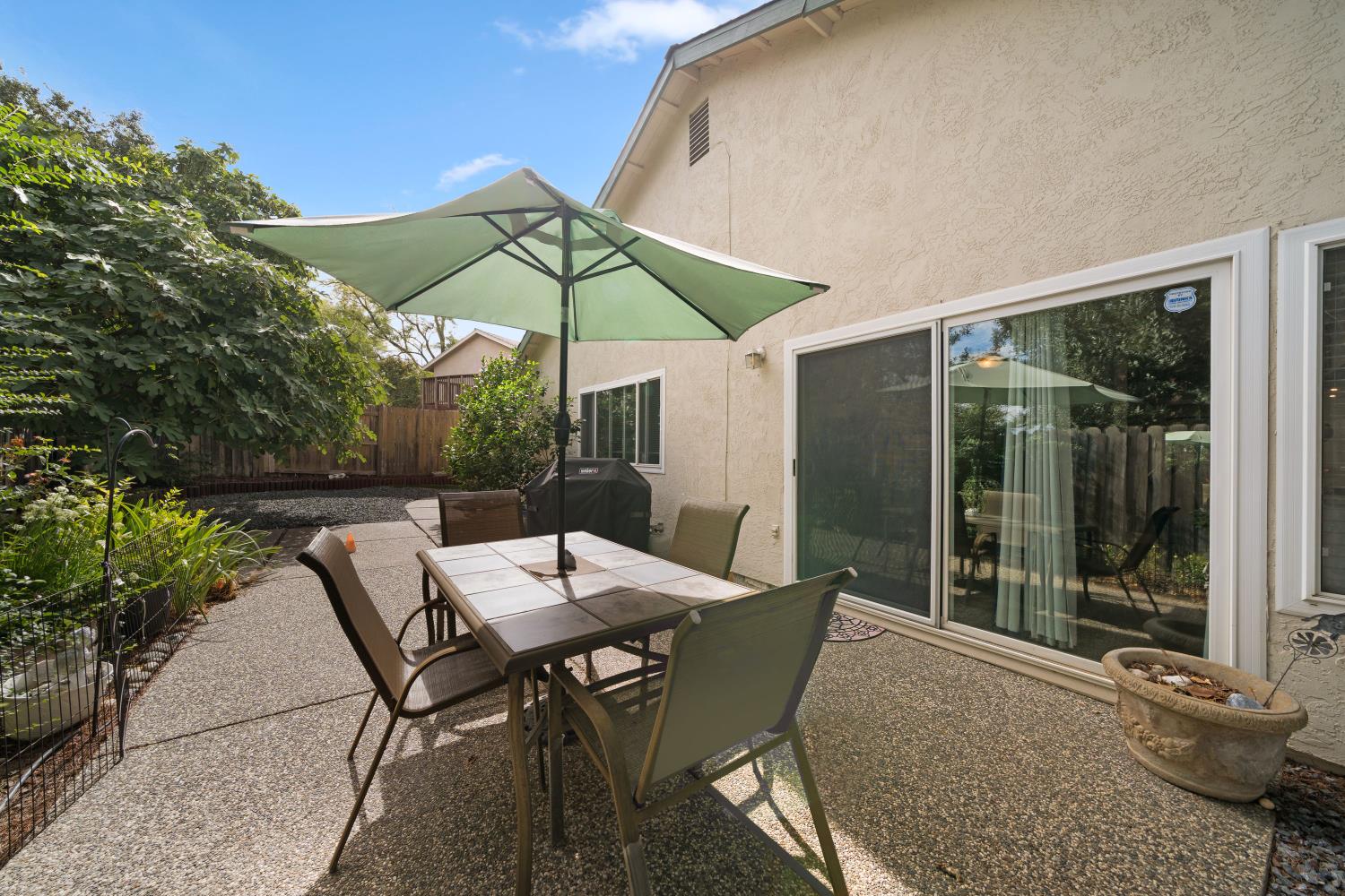 Orangevale, California, 95662, United States, 4 Bedrooms Bedrooms, ,2 BathroomsBathrooms,Residential,For Sale,1989323