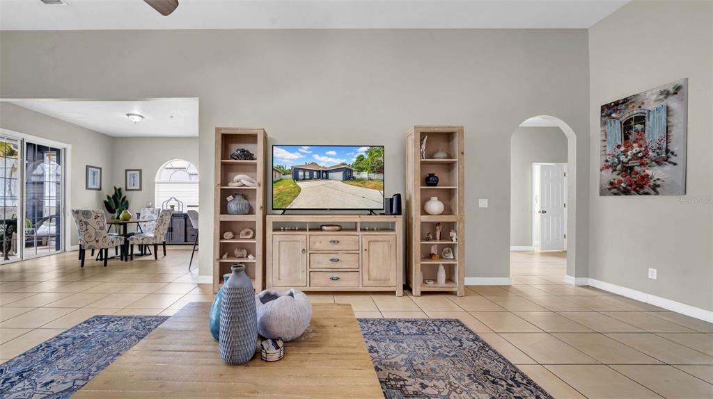 Largo, Florida, 33770, United States, 4 Bedrooms Bedrooms, ,3 BathroomsBathrooms,Residential,For Sale,1805644