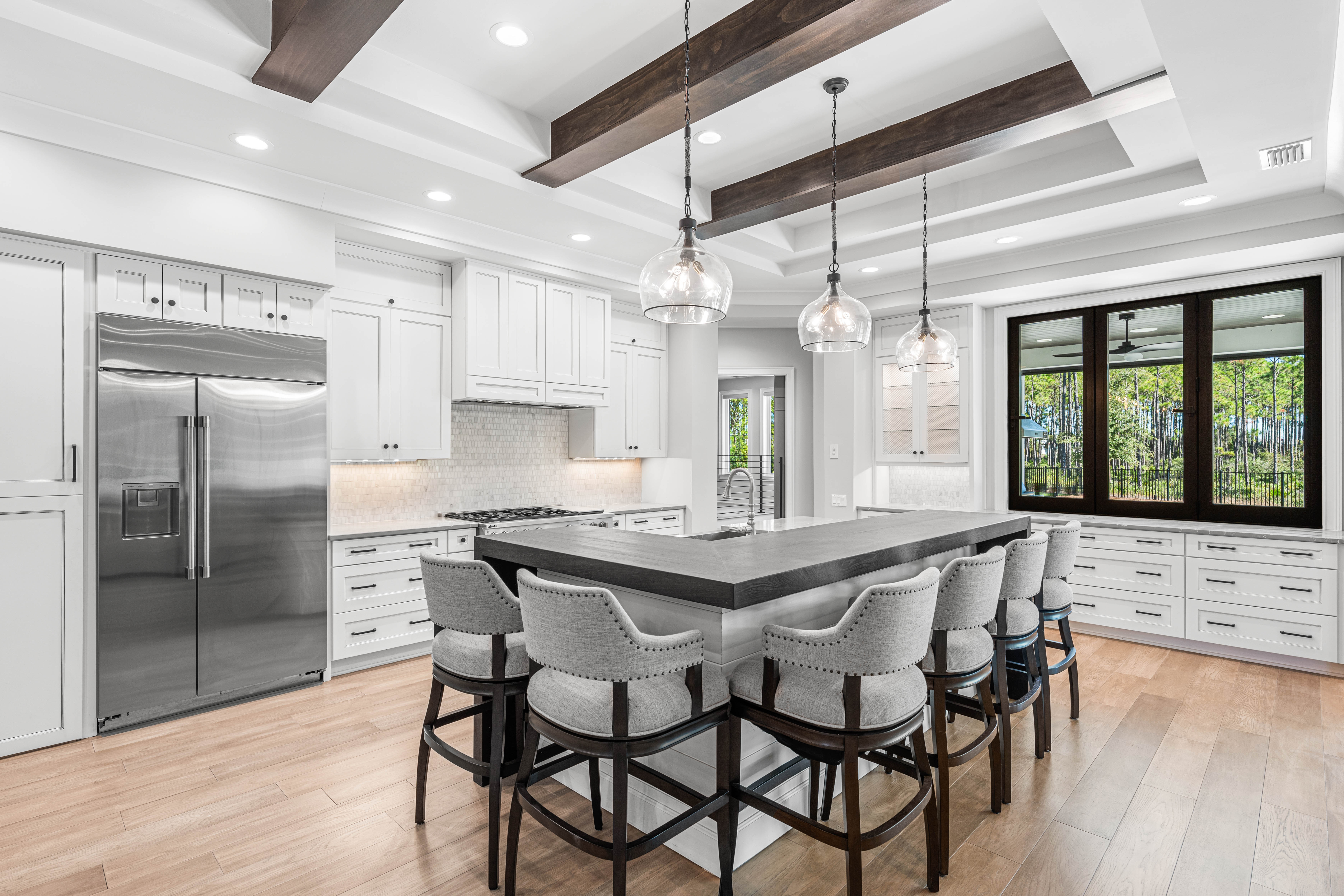  Spectacular Home With Spacious Yard Including Pool, Spa And Outdoor Kitchen - 物件實景