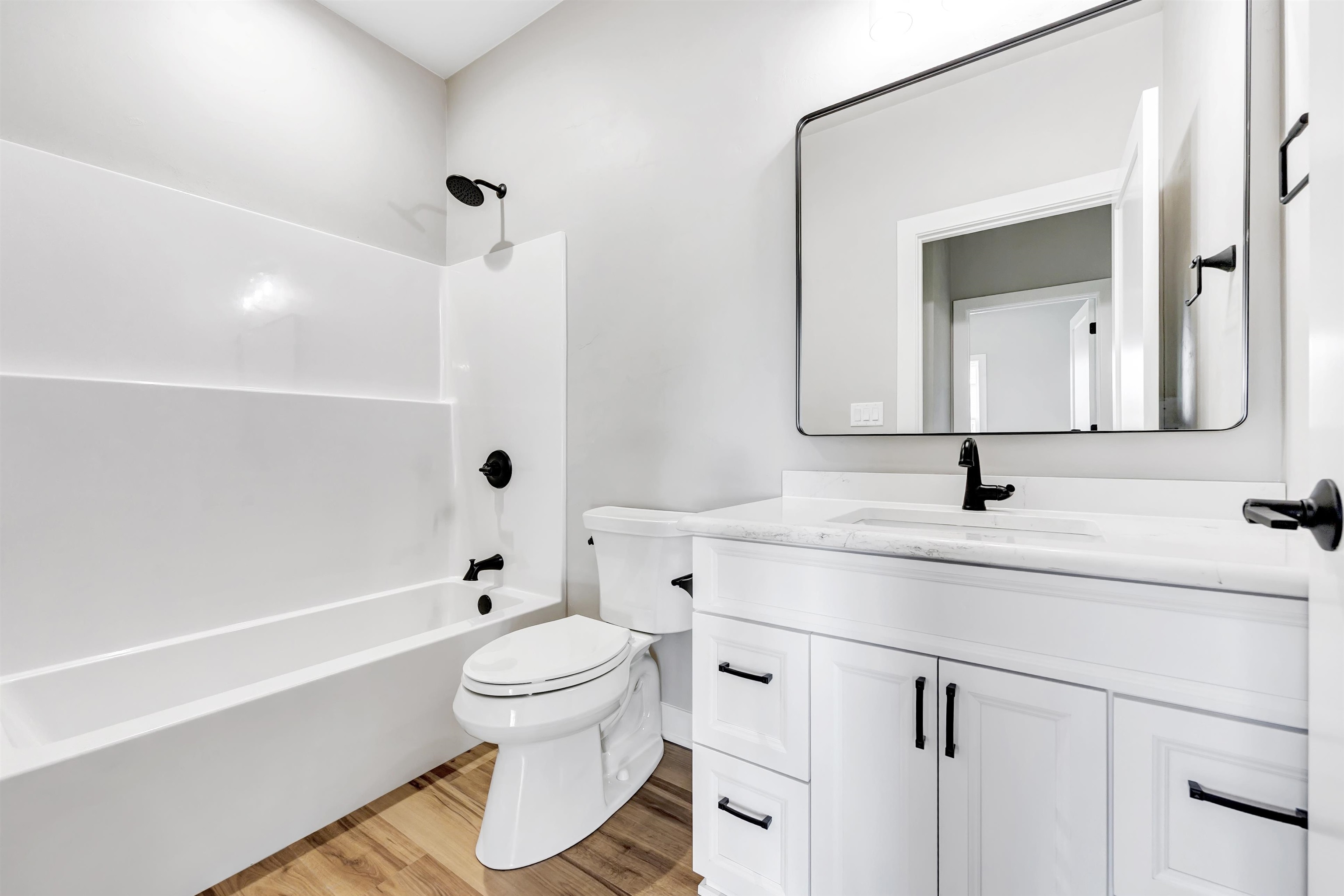 GREEN BAY, Wisconsin, 54311, United States, 3 Bedrooms Bedrooms, ,2 BathroomsBathrooms,Residential,For Sale,1998102