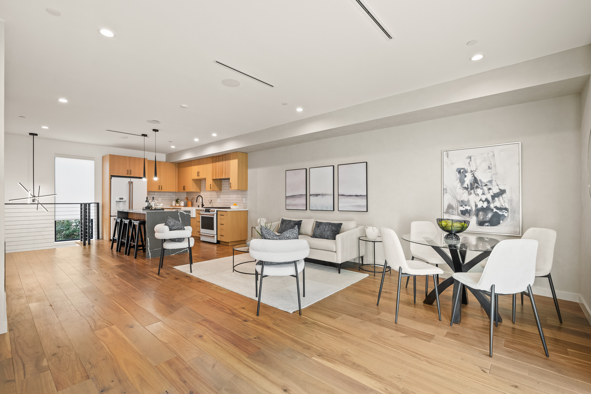  1327 N Fuller Ave - 物件實景