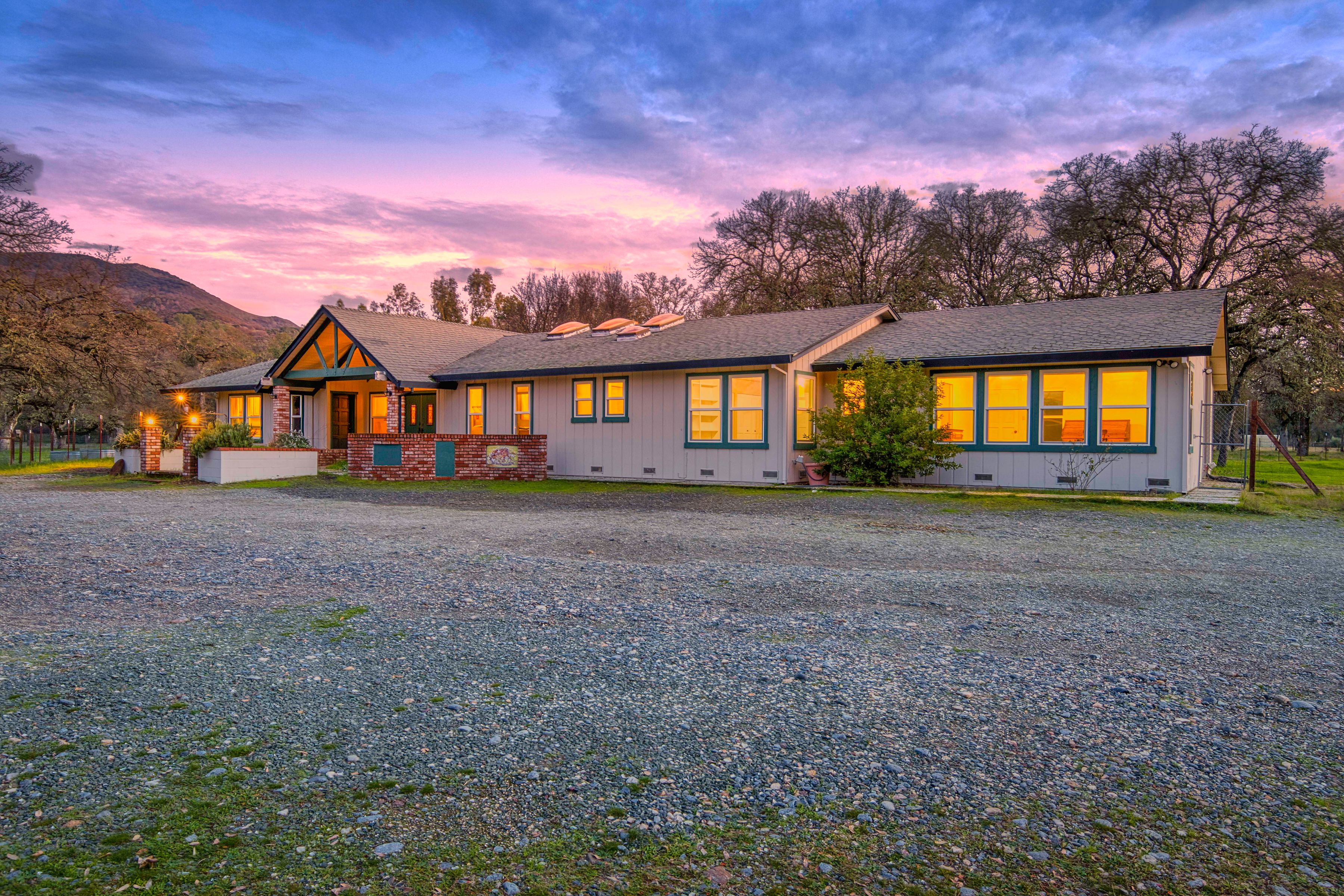  4962 Gaddy Lane - 物件實景