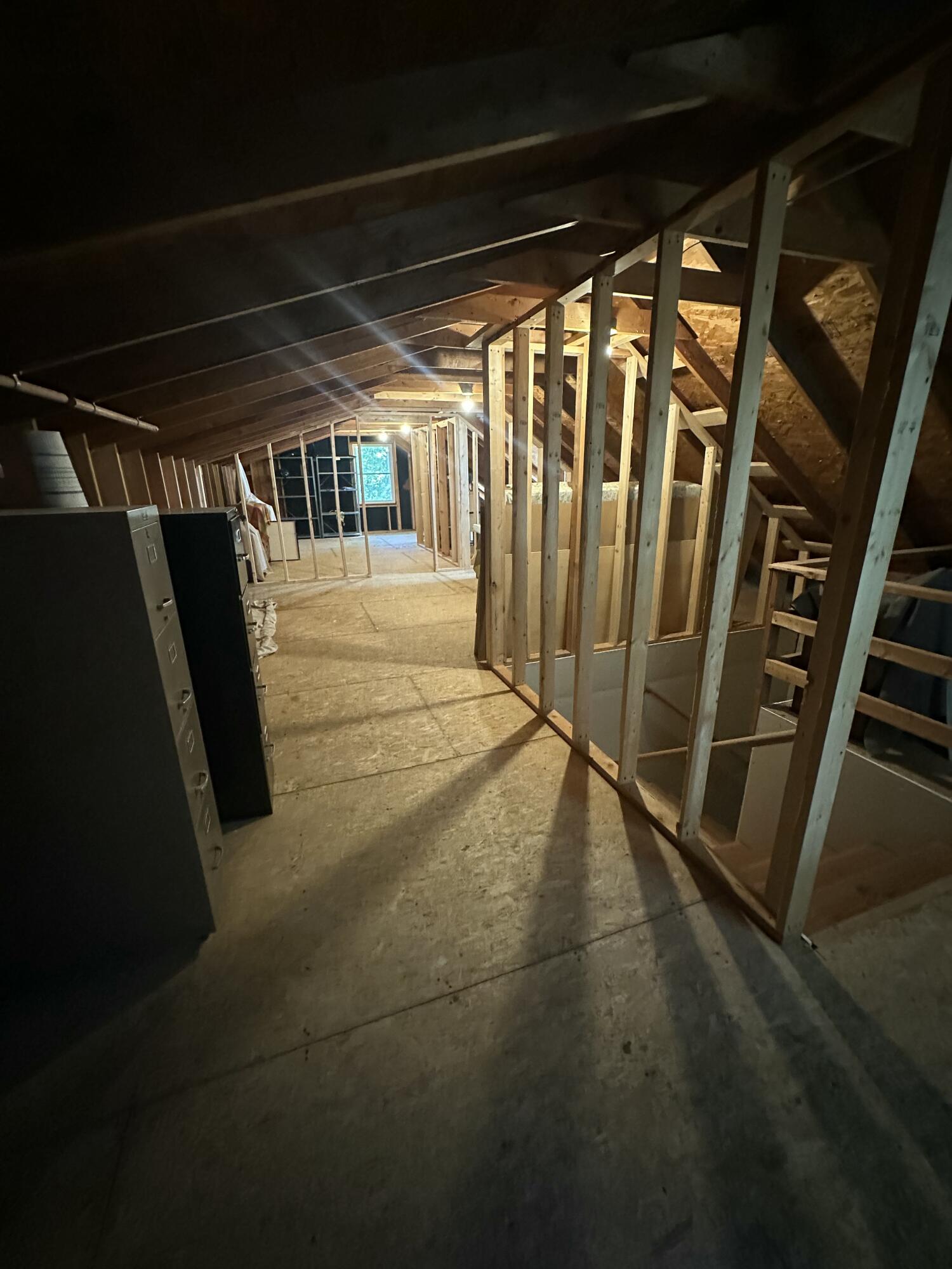 COLUMBIA, Missouri, 65203, United States, 5 Bedrooms Bedrooms, ,3 BathroomsBathrooms,Residential,For Sale,1975322