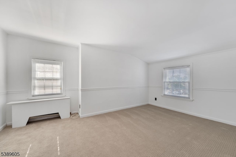 Union Twp., New Jersey, 07083, United States, 4 Bedrooms Bedrooms, ,1 BathroomBathrooms,Residential,For Sale,1989431