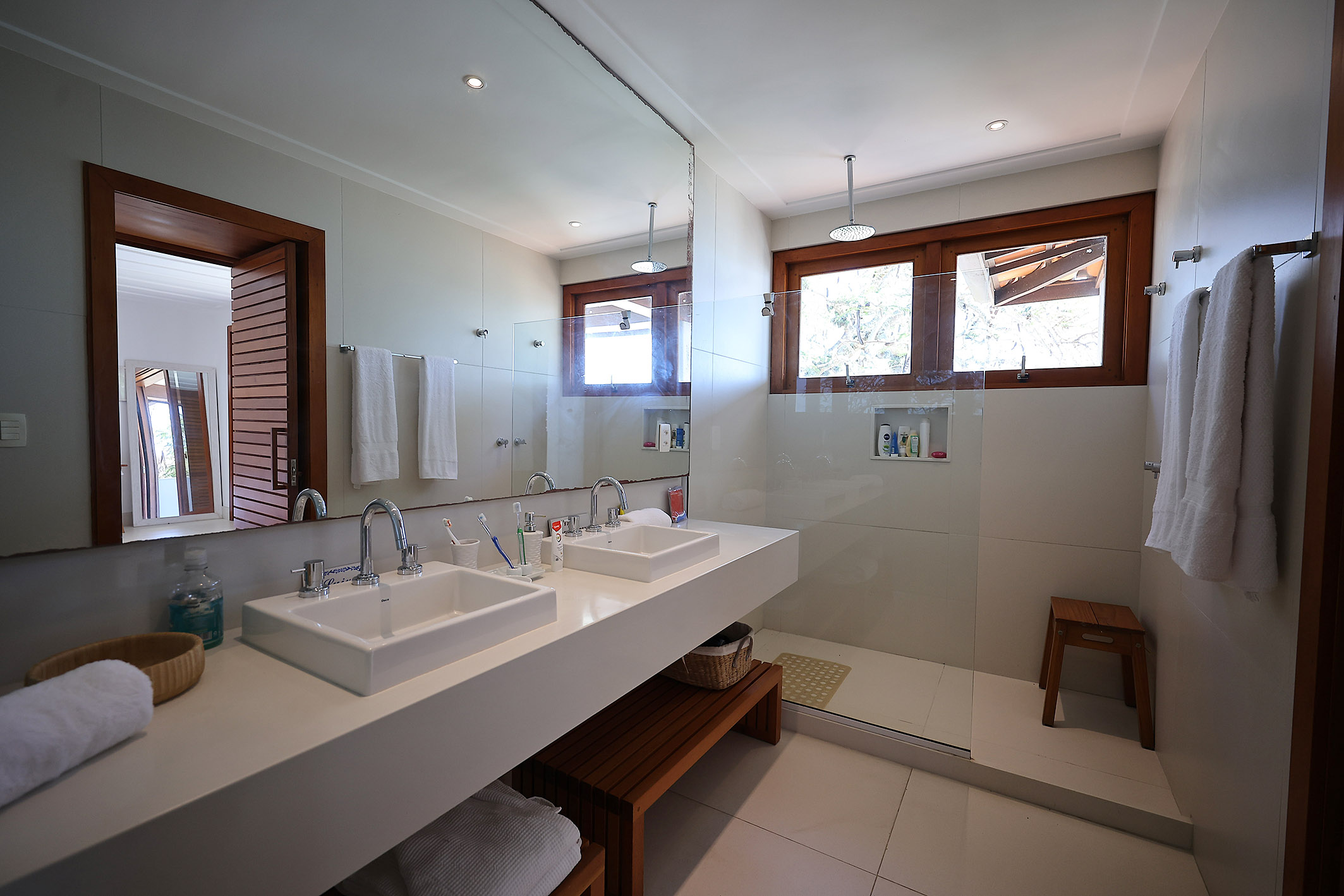 Beachfront House with Six Suites and Sunset Views in Manguinhos, Búzios - 物件實景