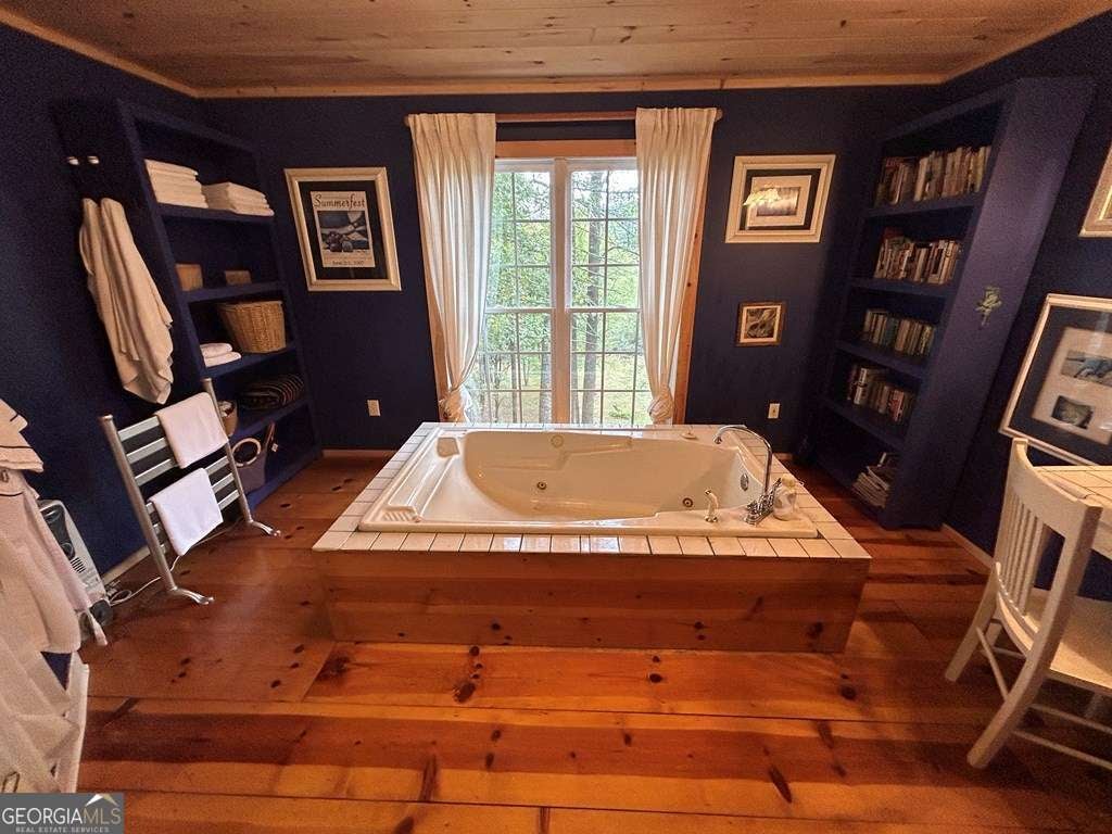 Blue Ridge, Georgia, 30513, United States, 3 Bedrooms Bedrooms, ,Residential,For Sale,1959496