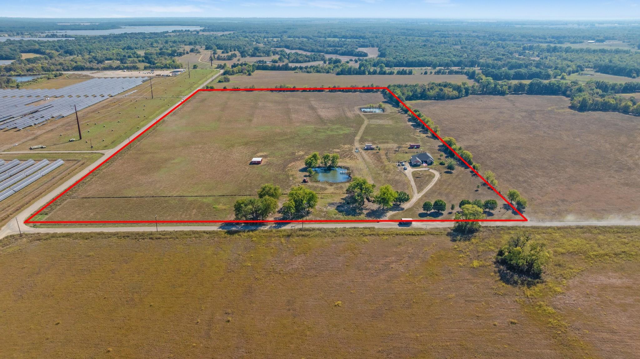 Deport, Texas, 75436, United States, 3 Bedrooms Bedrooms, ,3 BathroomsBathrooms,Residential,For Sale,1982832