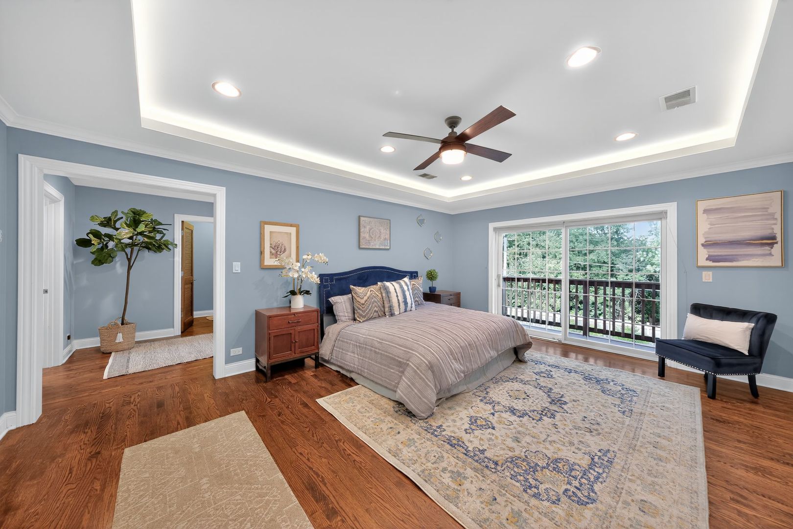 Glenview, Illinois, 60025, United States, 4 Bedrooms Bedrooms, ,3 BathroomsBathrooms,Residential,For Sale,1927417