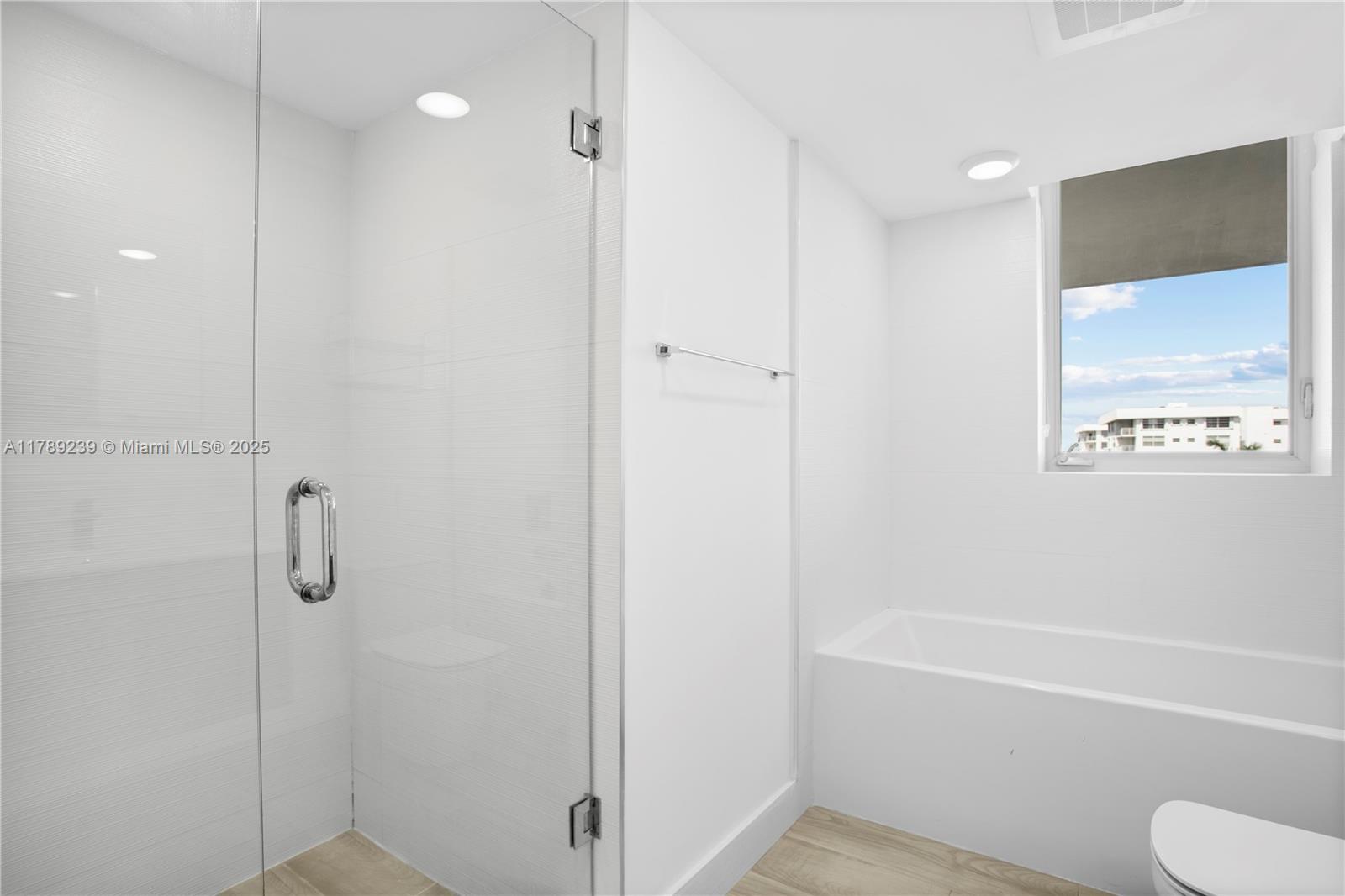 Bay Harbor Islands, Florida, 33154, United States, 3 Bedrooms Bedrooms, ,2 BathroomsBathrooms,Residential,For Sale,1784850