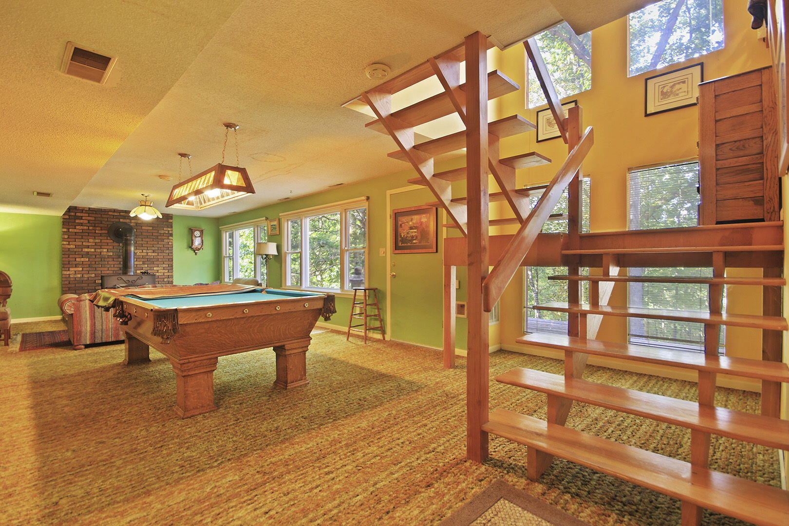 COLUMBIA, Missouri, 65203, United States, 5 Bedrooms Bedrooms, ,3 BathroomsBathrooms,Residential,For Sale,1975322