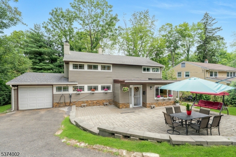 Ridgewood Village, New Jersey, 07450, United States, 4 Bedrooms Bedrooms, ,2 BathroomsBathrooms,Residential,For Sale,1901977