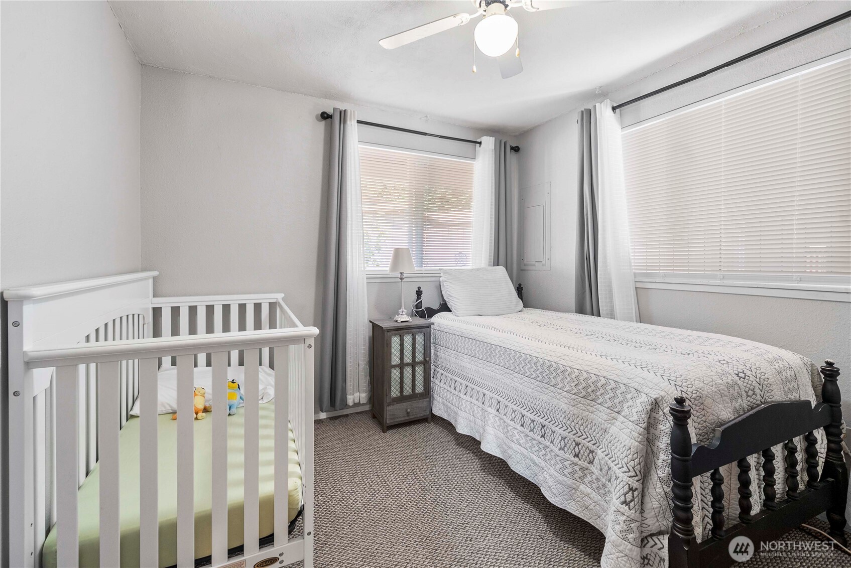 Puyallup, Washington, 98374, United States, 4 Bedrooms Bedrooms, ,2 BathroomsBathrooms,Residential,For Sale,1987950