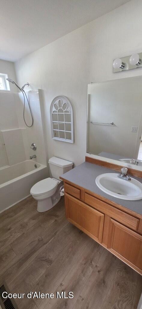 Hayden, Idaho, 83835, United States, 4 Bedrooms Bedrooms, ,3 BathroomsBathrooms,Residential,For Sale,2009648