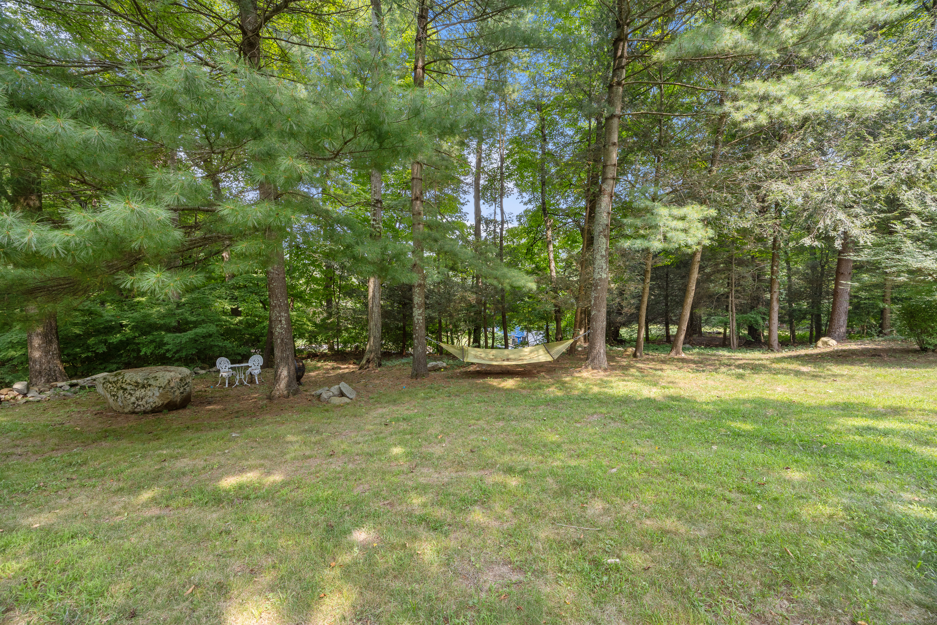 Woodbridge, Connecticut, 06525, United States, 3 Bedrooms Bedrooms, ,4 BathroomsBathrooms,Residential,For Sale,1912137